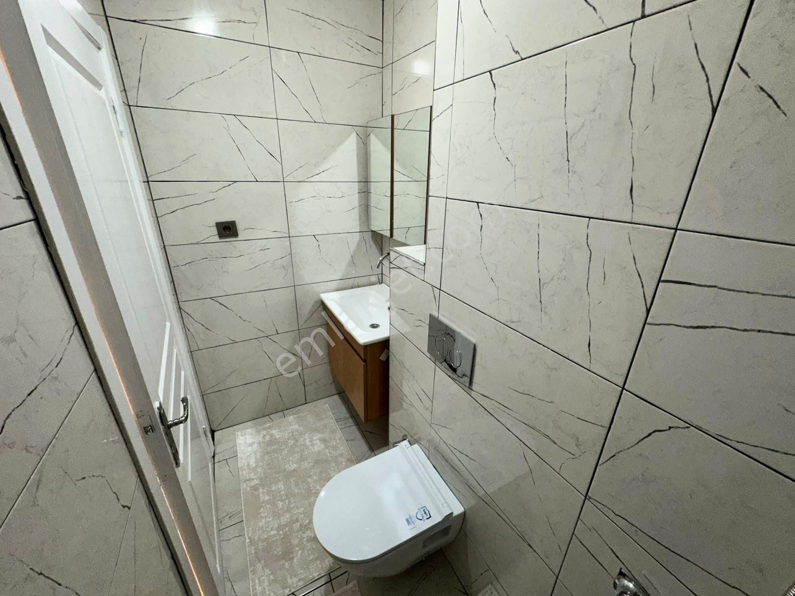 Tuncaydan Kağıthane Merkezi Konum Sıfır Eşyalı Teraslı 1+1 Daire - Görsel 18