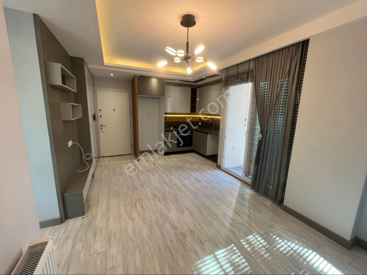 100.yıl/kriminal Yolu Üzeri2+1/ultra Lüks/avize/klima/kombi/ankstre/balkon/gbk Cephe - Görsel 28