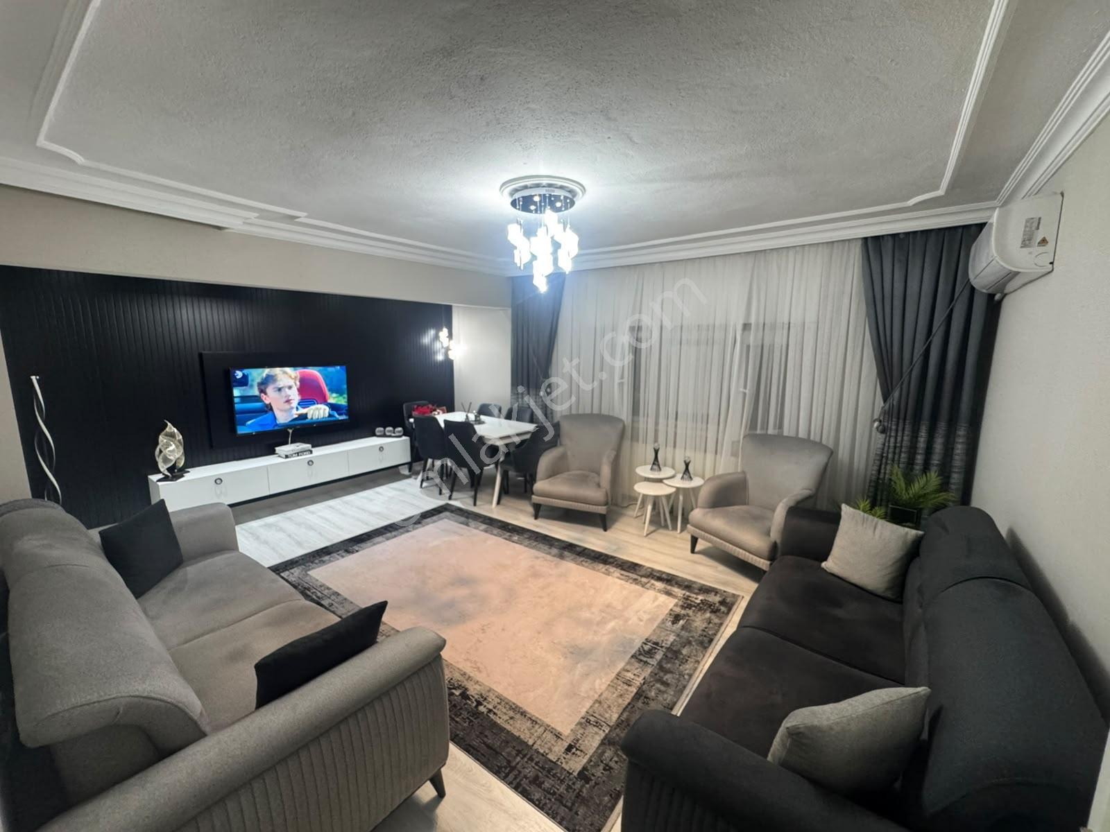 Malazgirt Mahallesin'de Ön Cephe Full Yapılı Asansörlü 3+1 Daire - Görsel 32