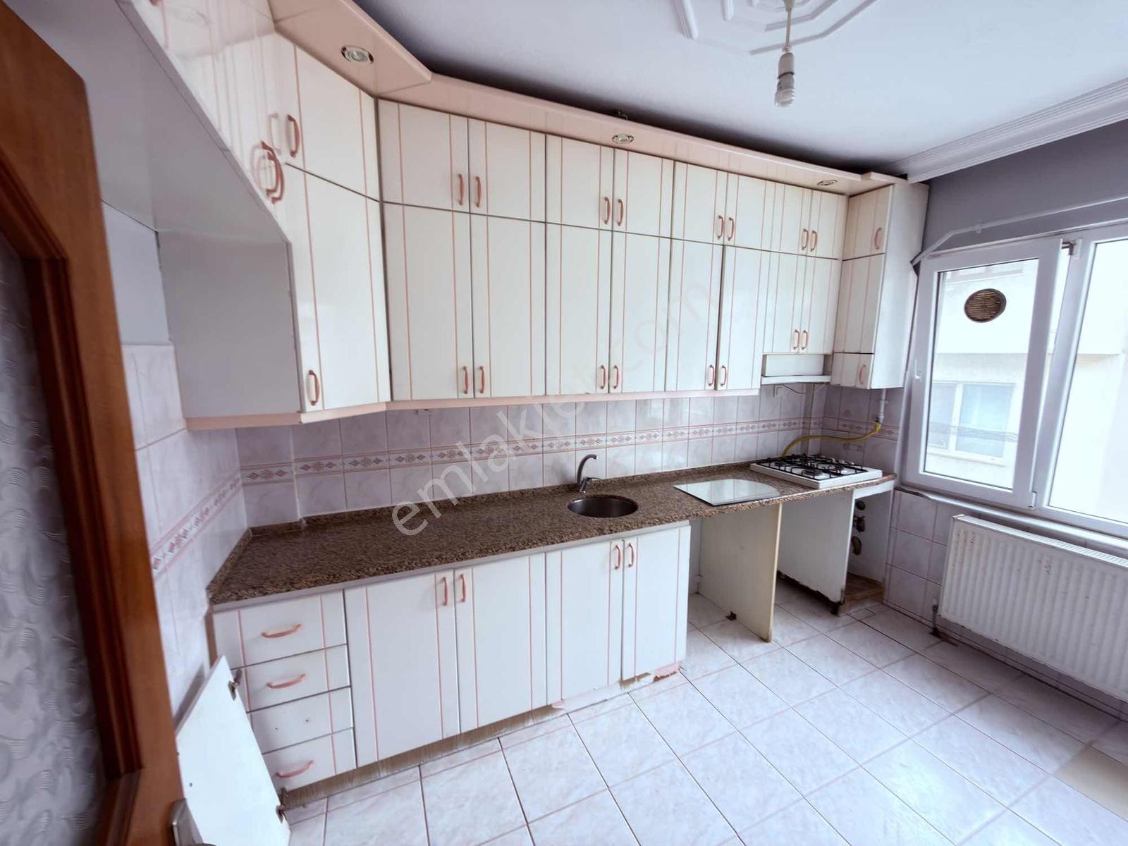 Burcu'dan Adliye Karşısı Geniş Arakat Balkonlu 2+1 Kiralık Daire - Görsel 22