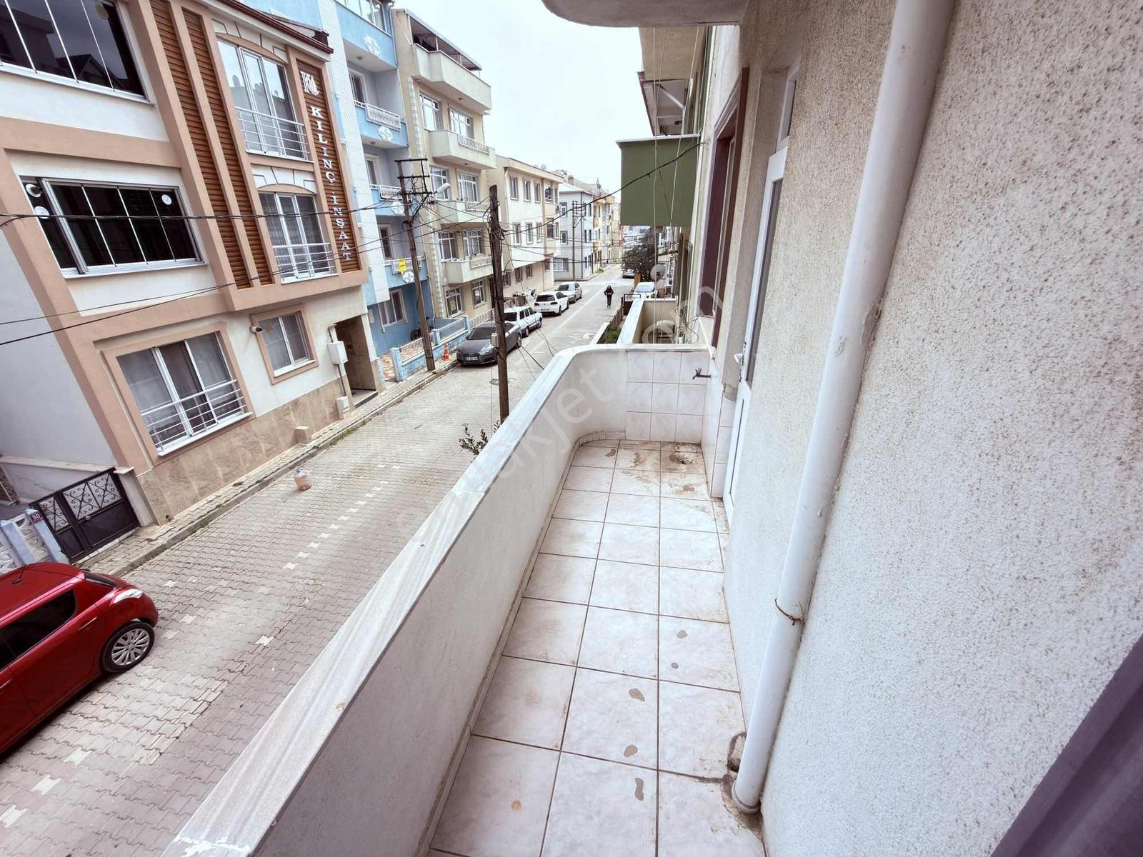 Burcu'dan Adliye Karşısı Geniş Arakat Balkonlu 2+1 Kiralık Daire - Görsel 5