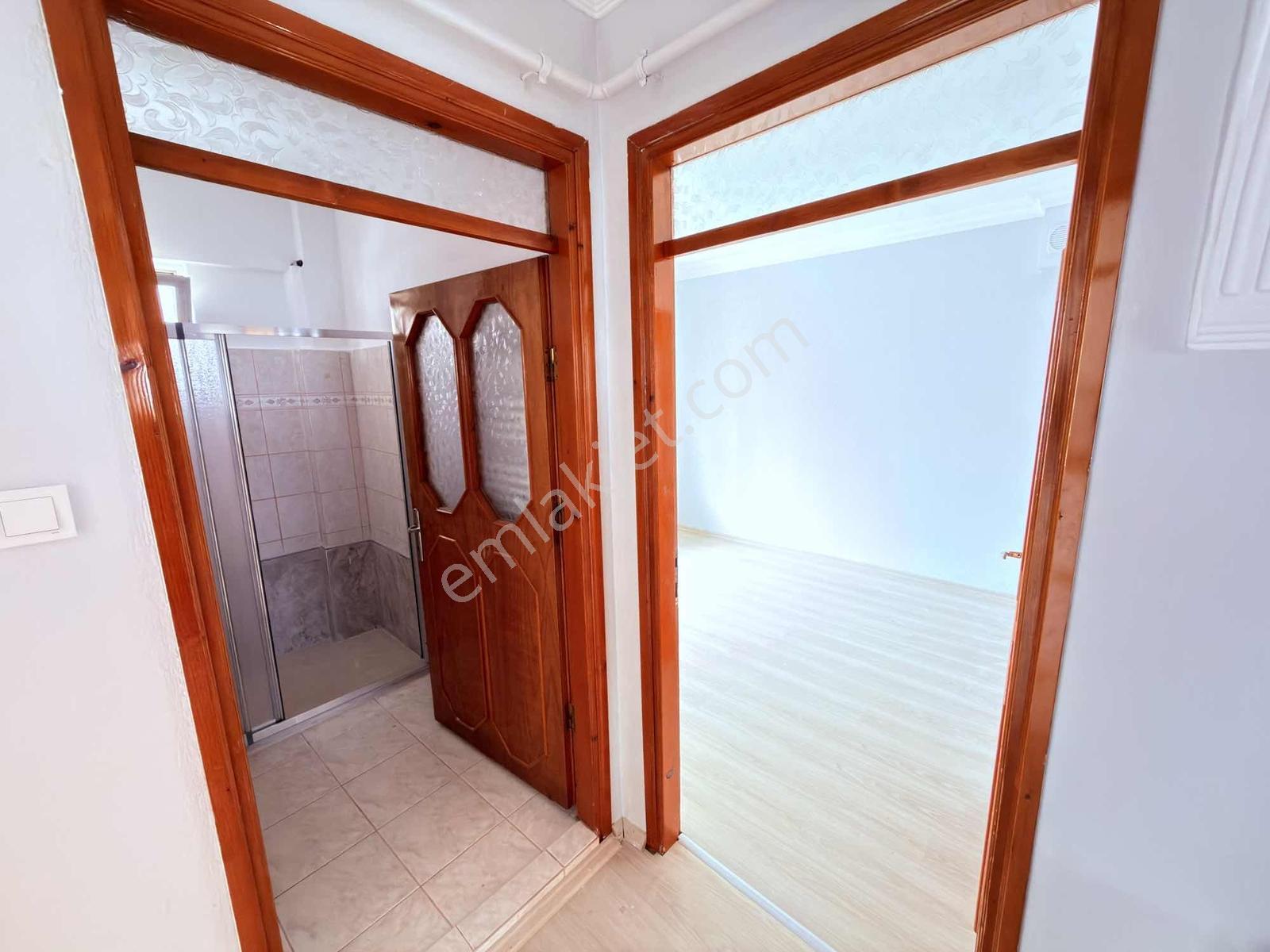 Burcu'dan Adliye Karşısı Geniş Arakat Balkonlu 2+1 Kiralık Daire - Görsel 31