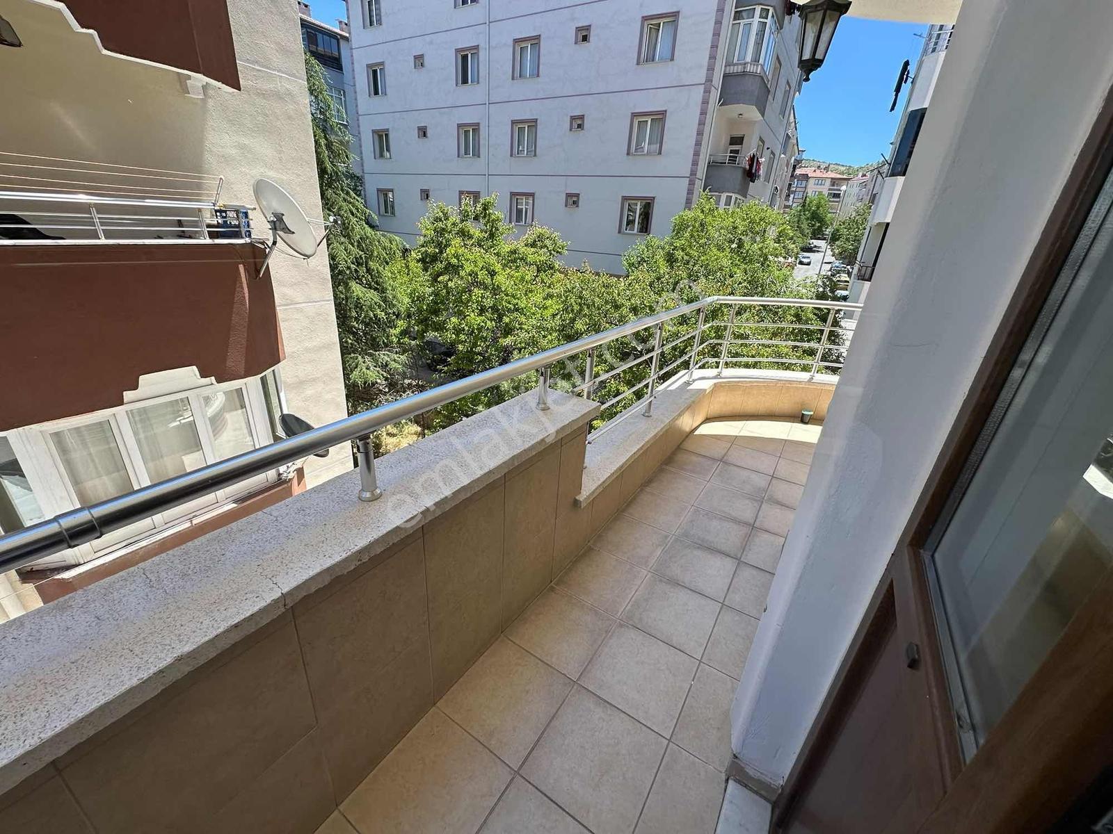 Esentepe Mahallesi'nde Hastane Karşısında 170 M² 3+1 Satılık - Görsel 17