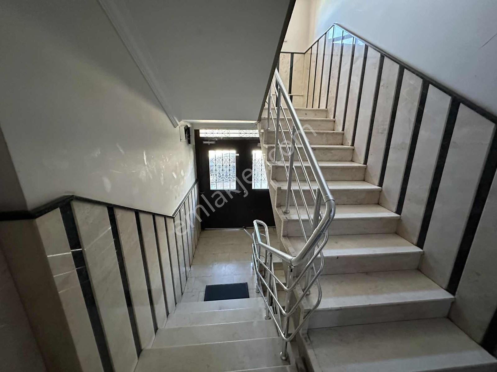 Esentepe Mahallesi'nde Hastane Karşısında 170 M² 3+1 Satılık - Görsel 15