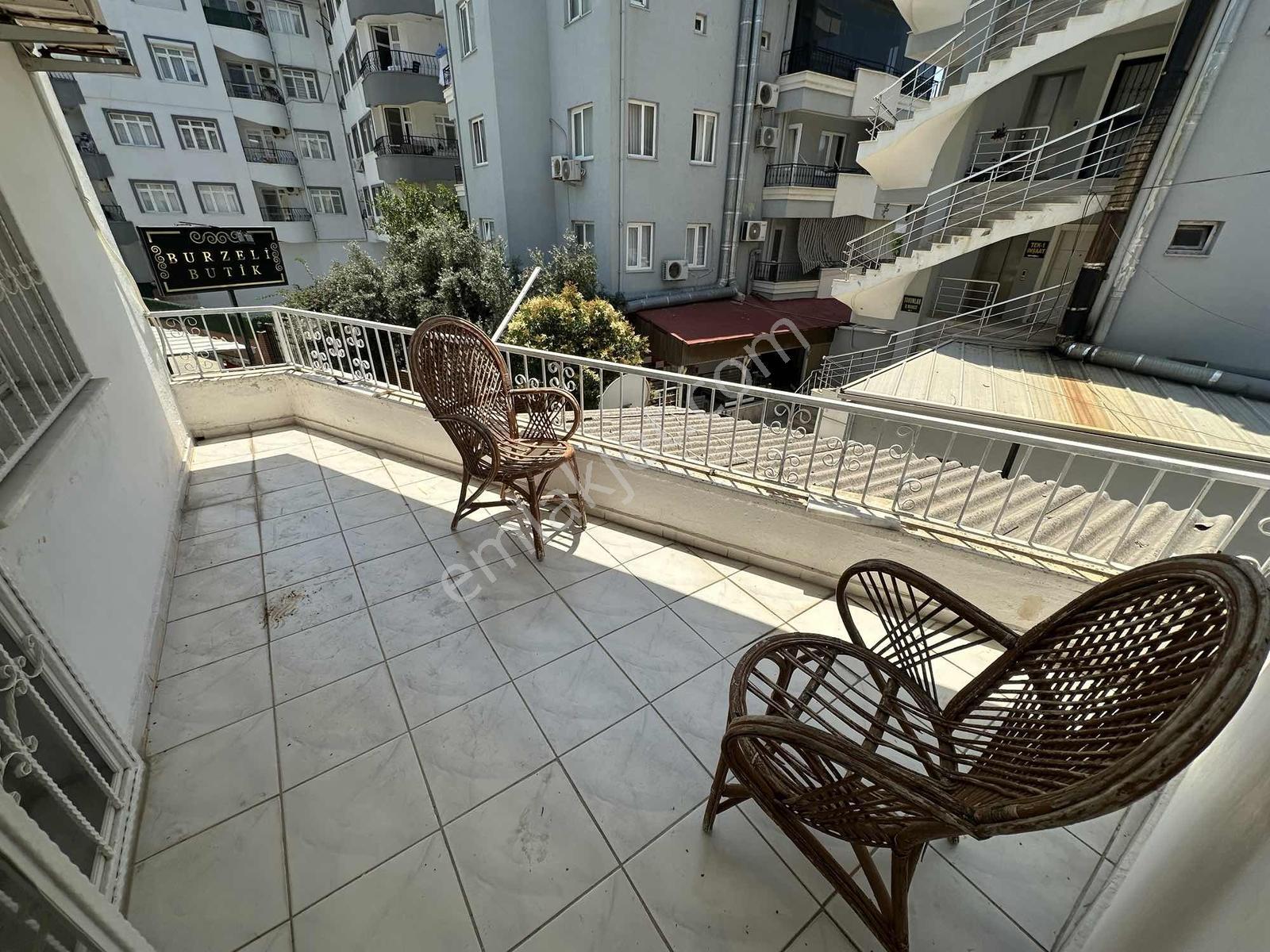 Didimde Kiralık Denize Yakın 3+1 Arakat-köşe Daire