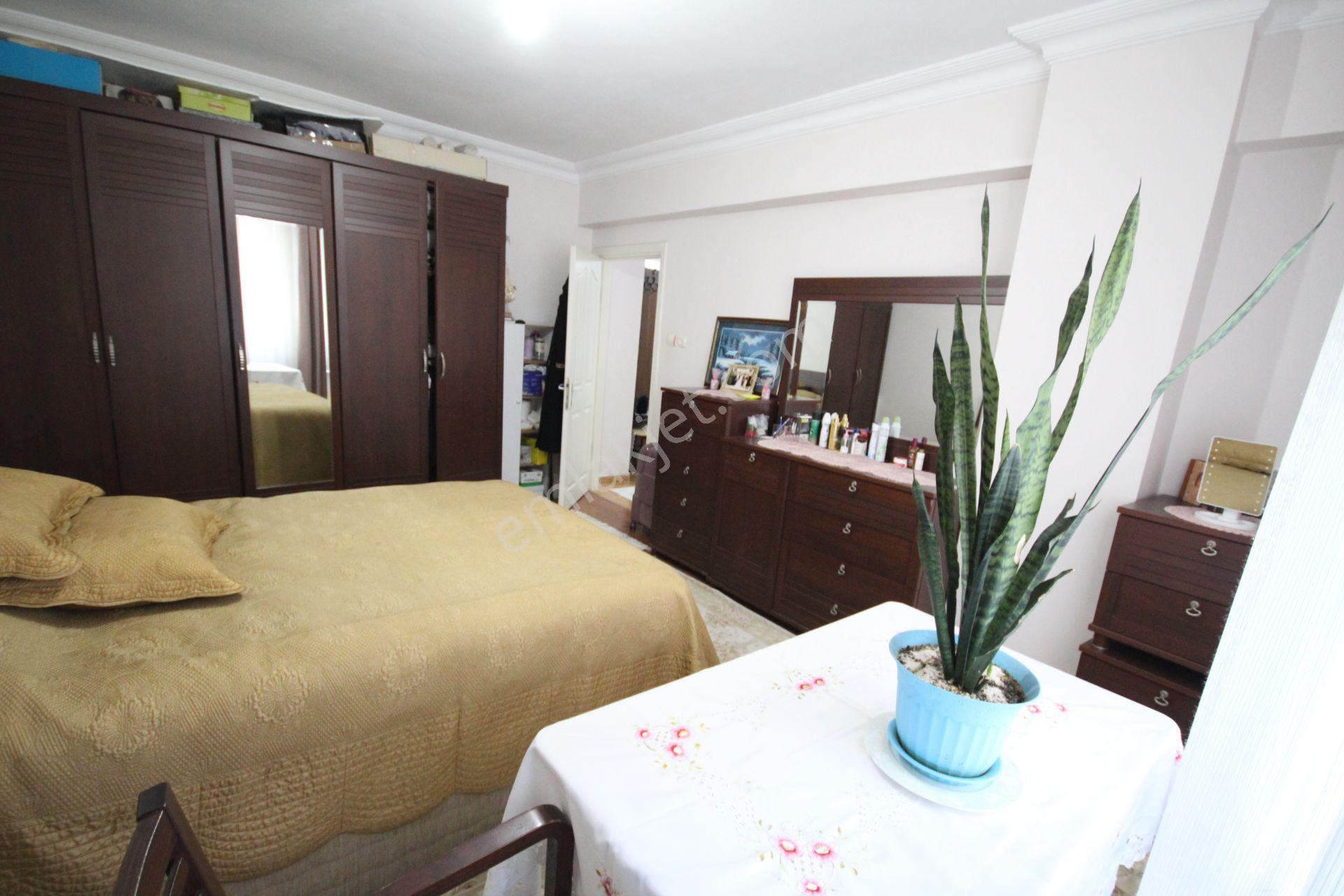 Old City Gayrimenkulden Soğanlı Meydanda 16yıllık 1.kat 130m2 Lx - Görsel 31