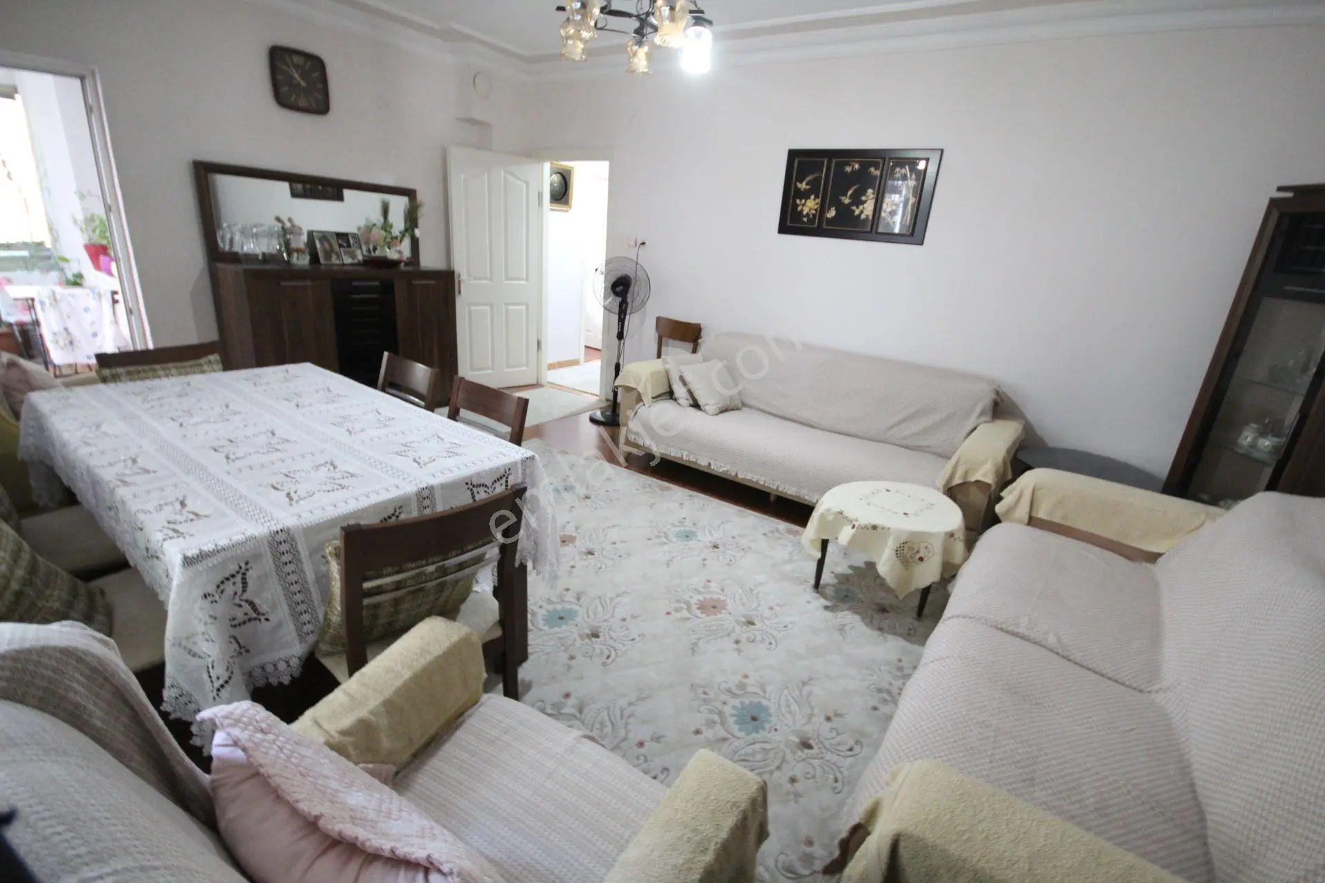 Old City Gayrimenkulden Soğanlı Meydanda 16yıllık 1.kat 130m2 Lx - Görsel 5