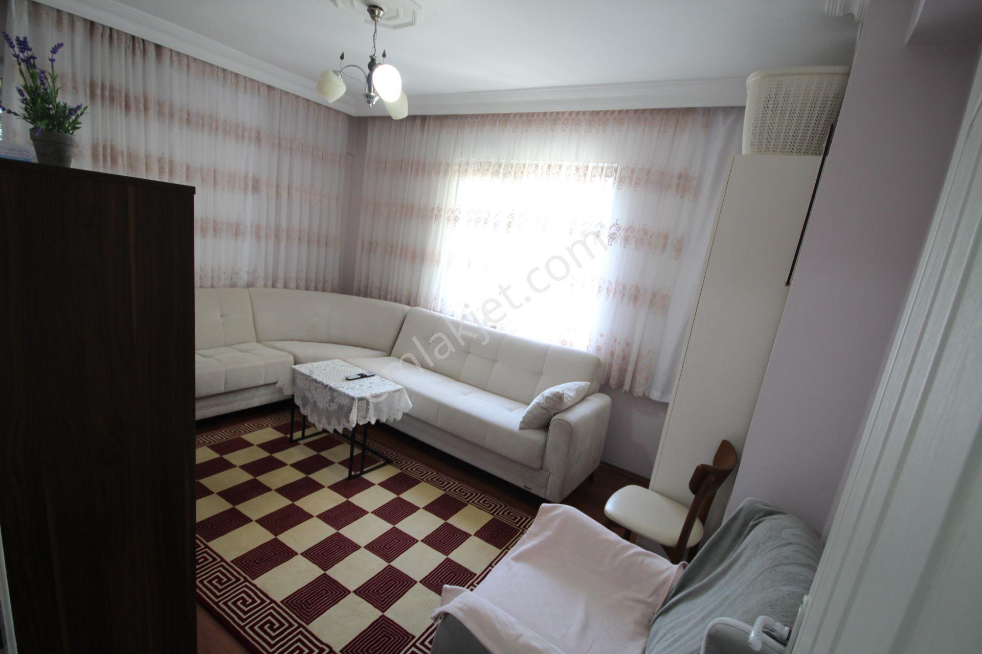 Old City Gayrimenkulden Soğanlı Meydanda 16yıllık 1.kat 130m2 Lx - Görsel 11