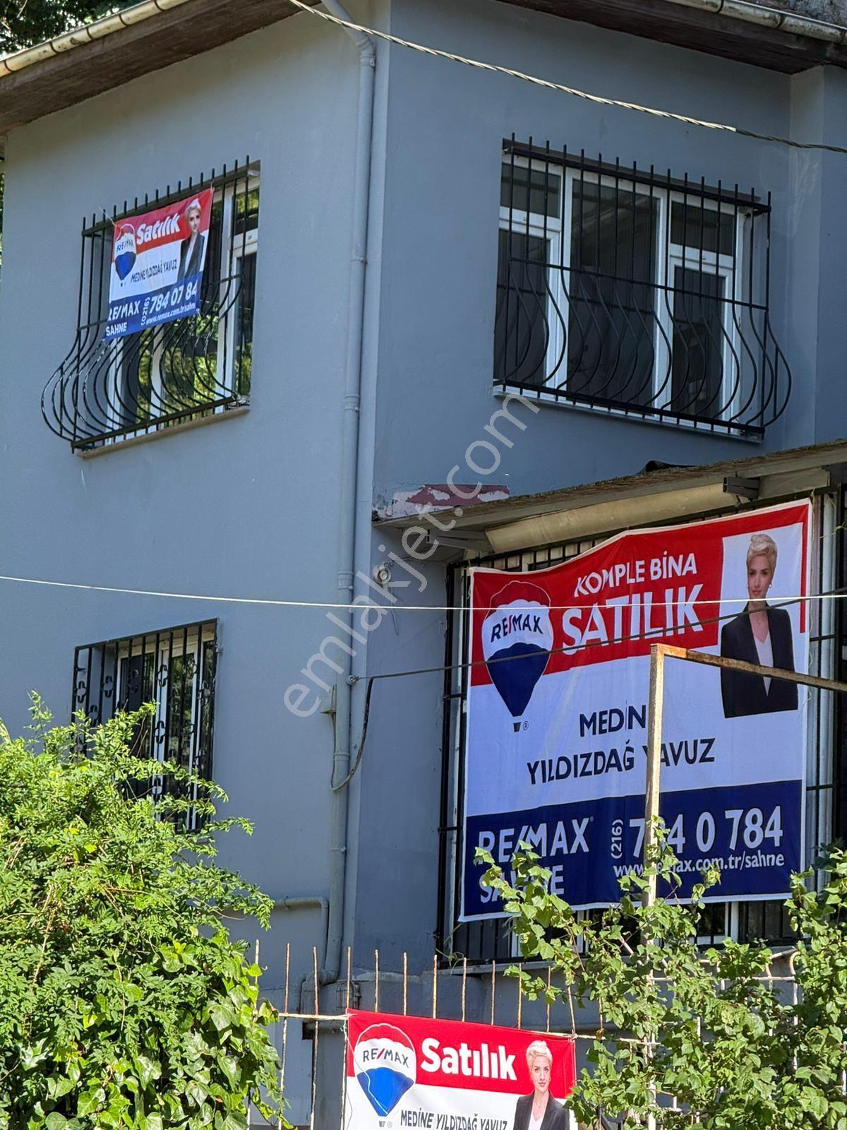 Kanlıca'da Deniz Manzaralı Bahçeli Müstakil Ev - Görsel 30