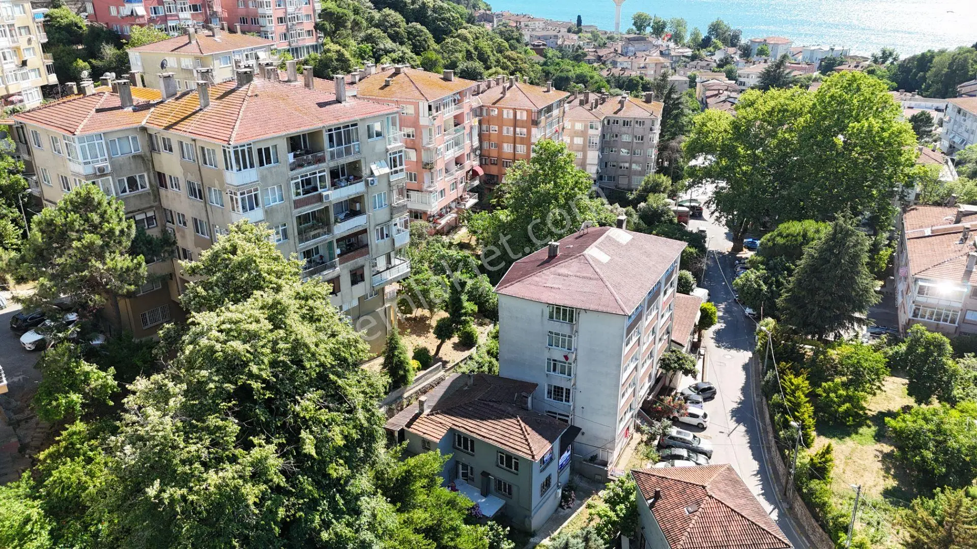 Kanlıca'da Deniz Manzaralı Bahçeli Müstakil Ev - Görsel 2