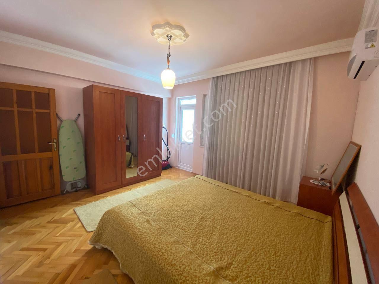 Alanya Merkez'de Denize Çok Yakın 3+1 Full Eşyalı Kiralık Daire - Görsel 11
