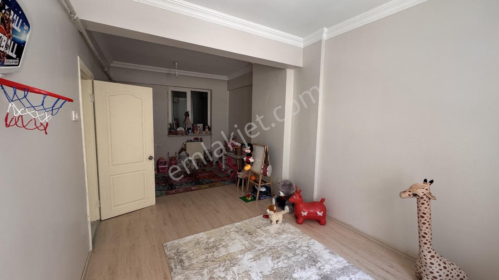 İzmit Çarşı İnönü Caddesi Kiralık Arakat Daire - Görsel 6