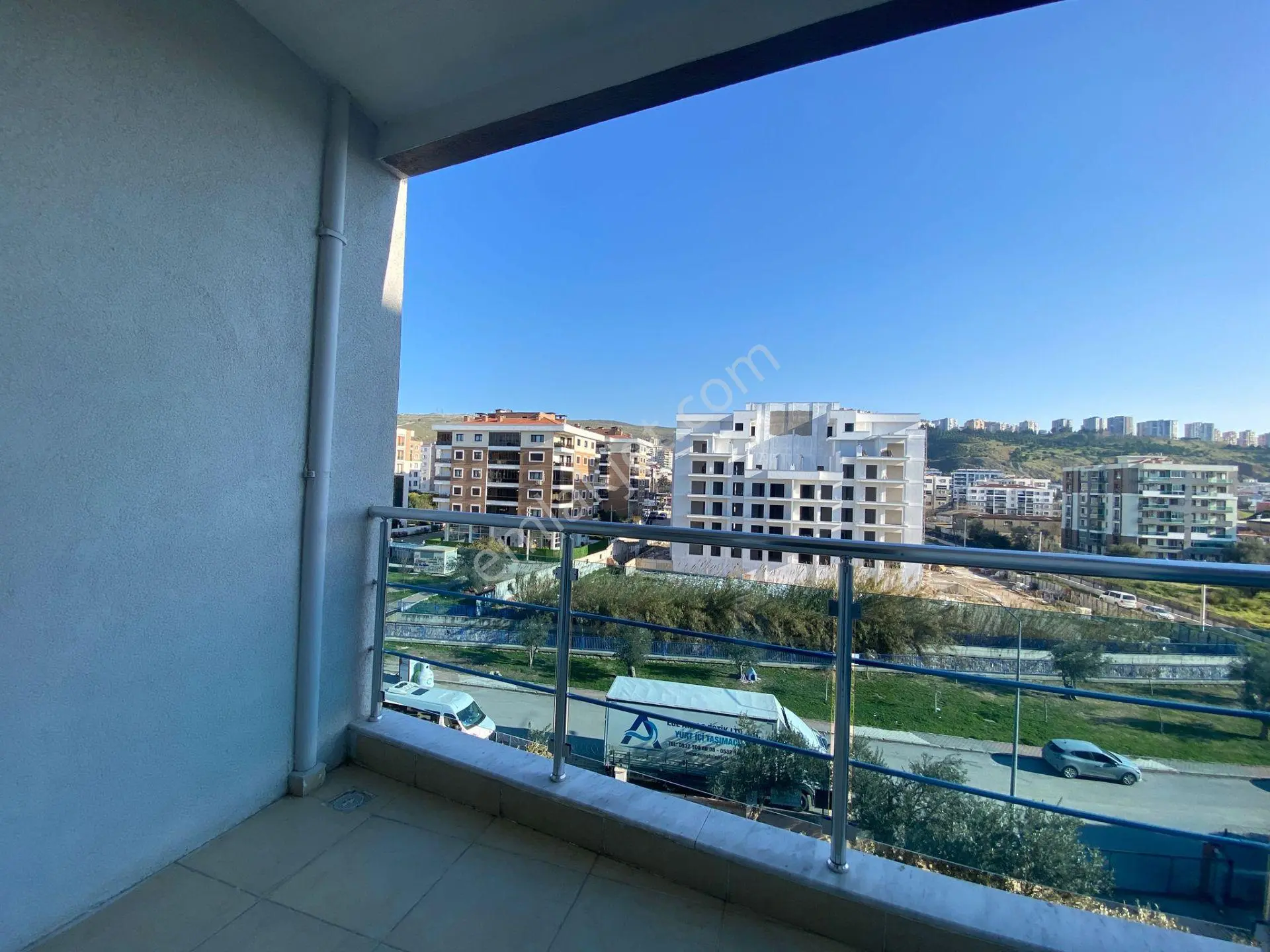 Çiğli İnönü Mahallesinde Site İçinde Yatırımlık 3+1 Satılık Daire - Görsel 2