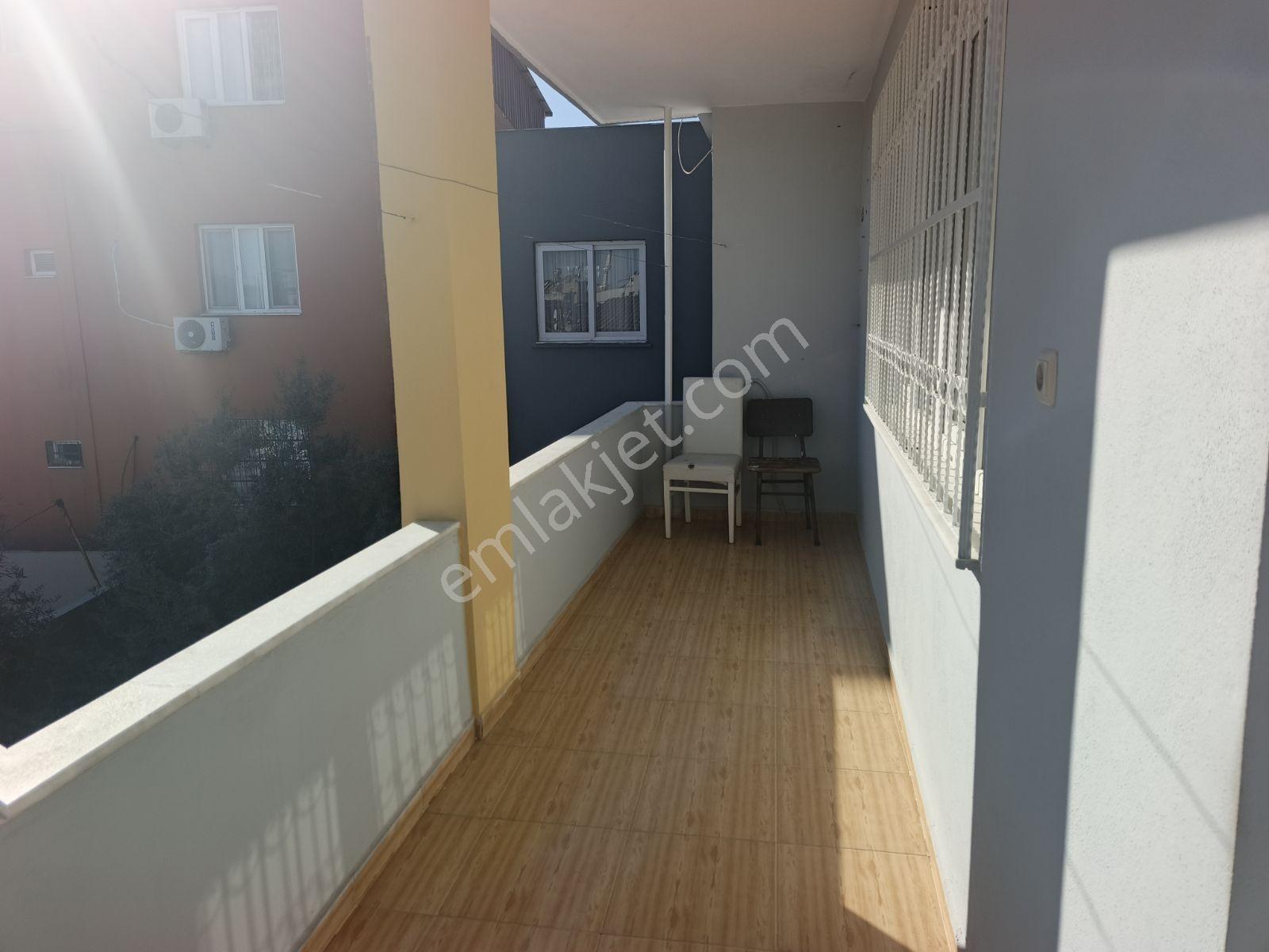 Petek Pastanesi Karşısı 214m2 3katlı Her Kat 3+1 Satlık M. Ev - Görsel 17