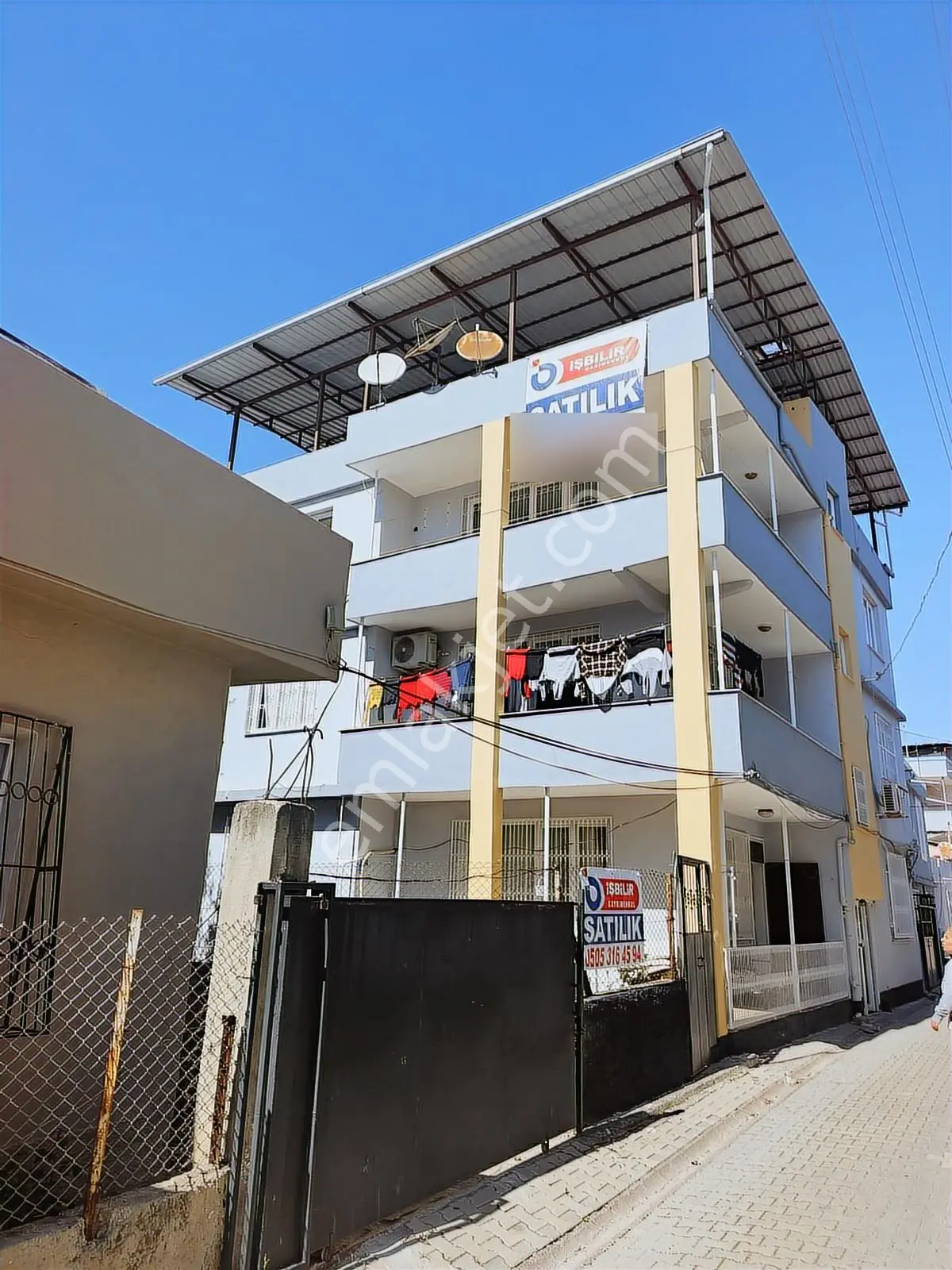 Petek Pastanesi Karşısı 214m2 3katlı Her Kat 3+1 Satlık M. Ev