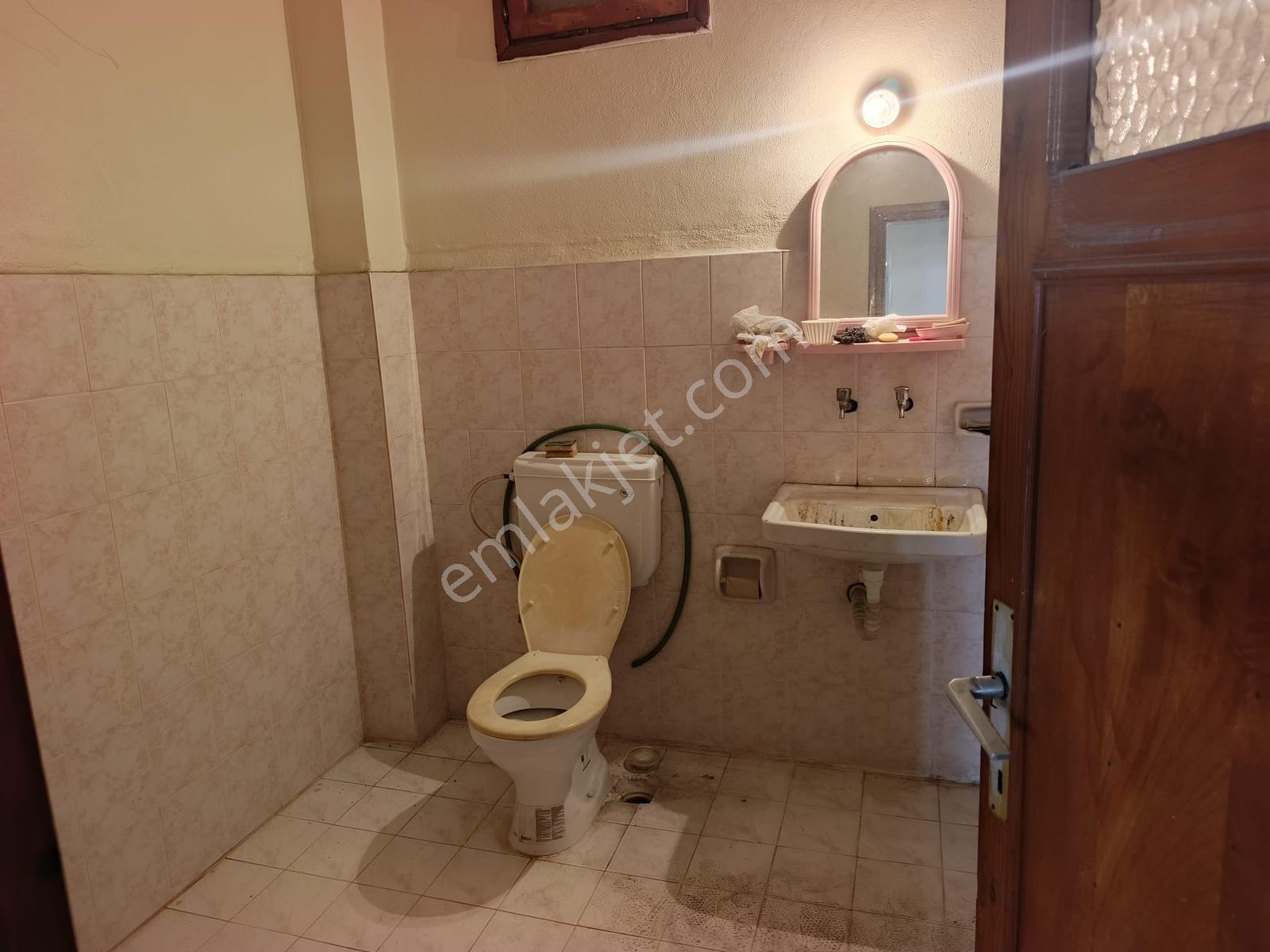 Yeşil Evler Yeşil Büfe Arkasi Müstakil3+1 İki Buçuk Kat Mustakil - Görsel 21