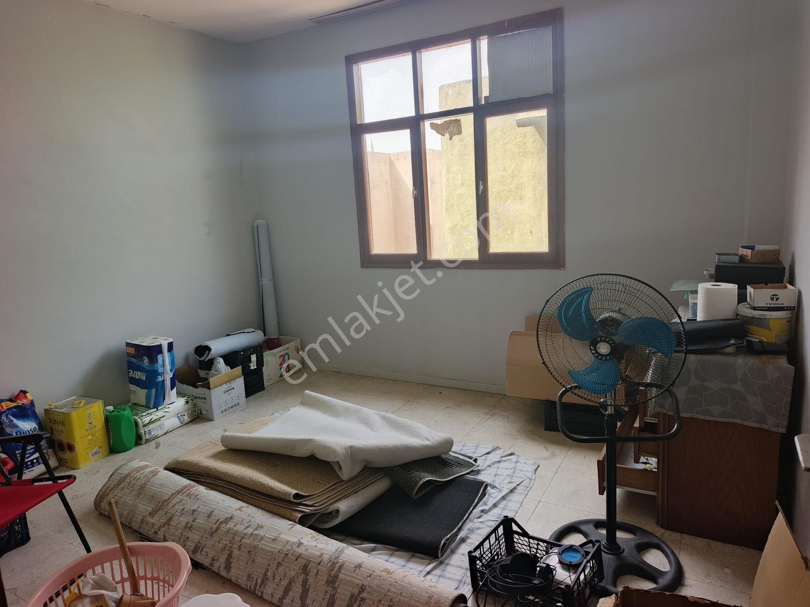 Yeşil Evler Yeşil Büfe Arkasi Müstakil3+1 İki Buçuk Kat Mustakil - Görsel 8