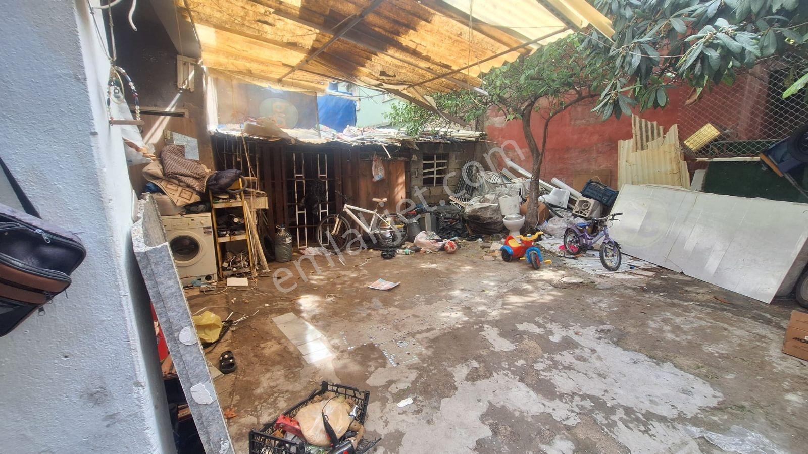Yeşil Evler Petek Pastanesi Karşi Satlık 3. Katlı Mustakil Ev - Görsel 19