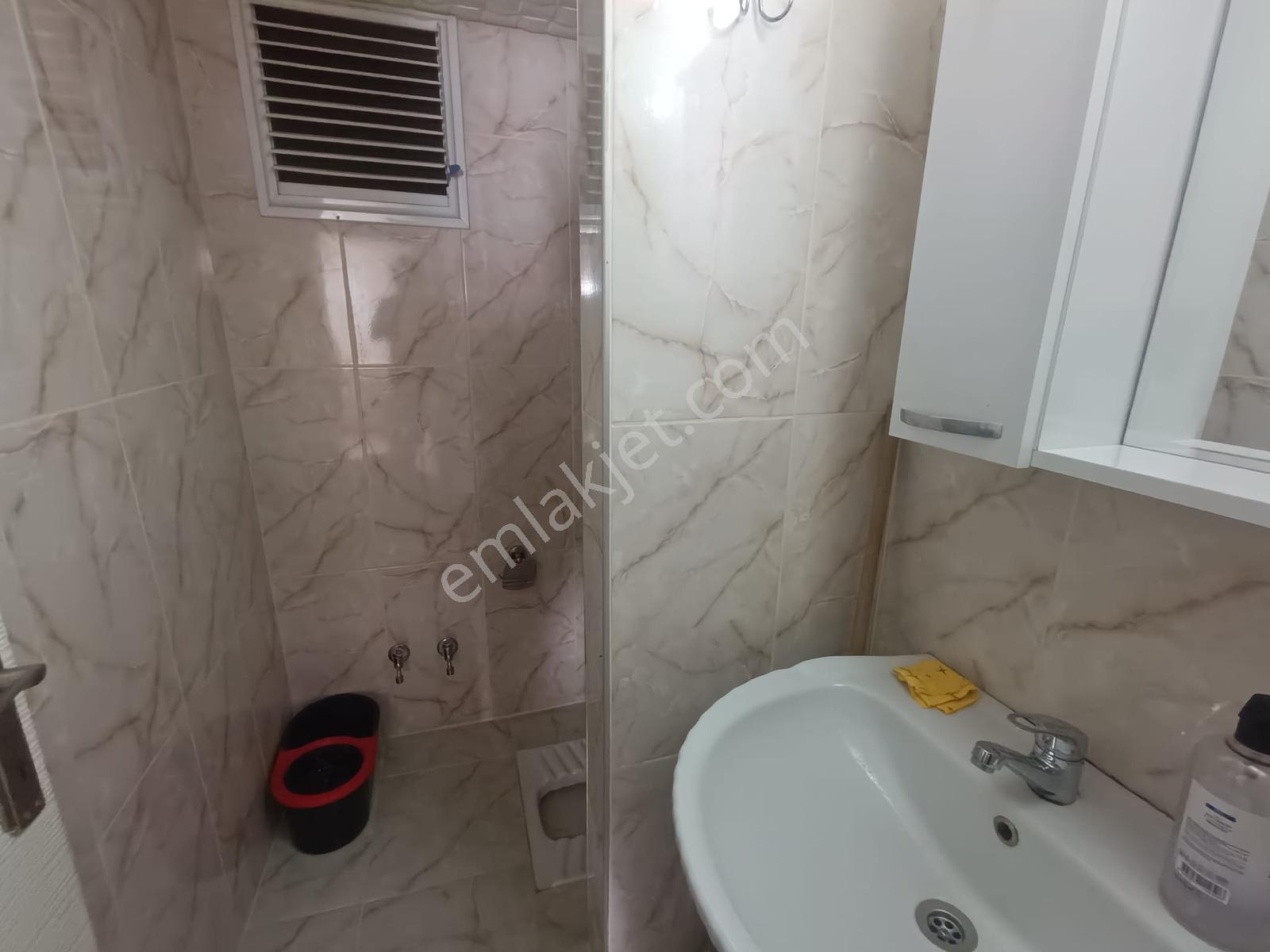 Çukurova Beyaz Evlerde 3+1 Full Eşyalı Kiralık Daire - Görsel 28