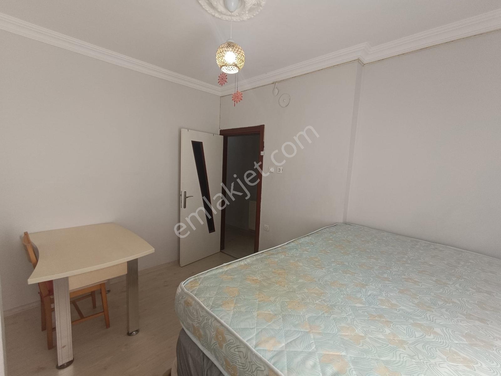 Çukurova Beyaz Evlerde 3+1 Full Eşyalı Kiralık Daire - Görsel 8