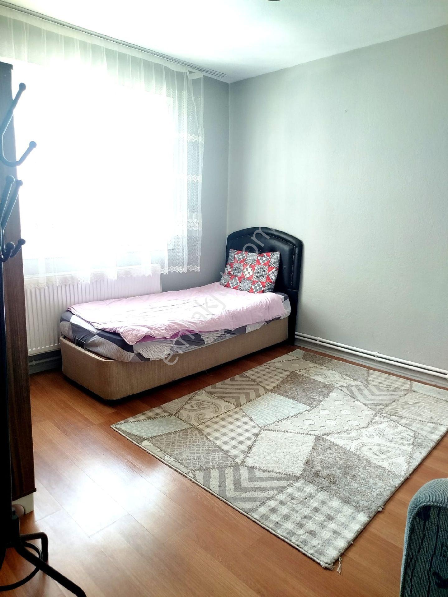 İzmir Buca Yıldız Mh, 2+1 Eşyalıd Gazli 100 Mk Kiralik - Görsel 10