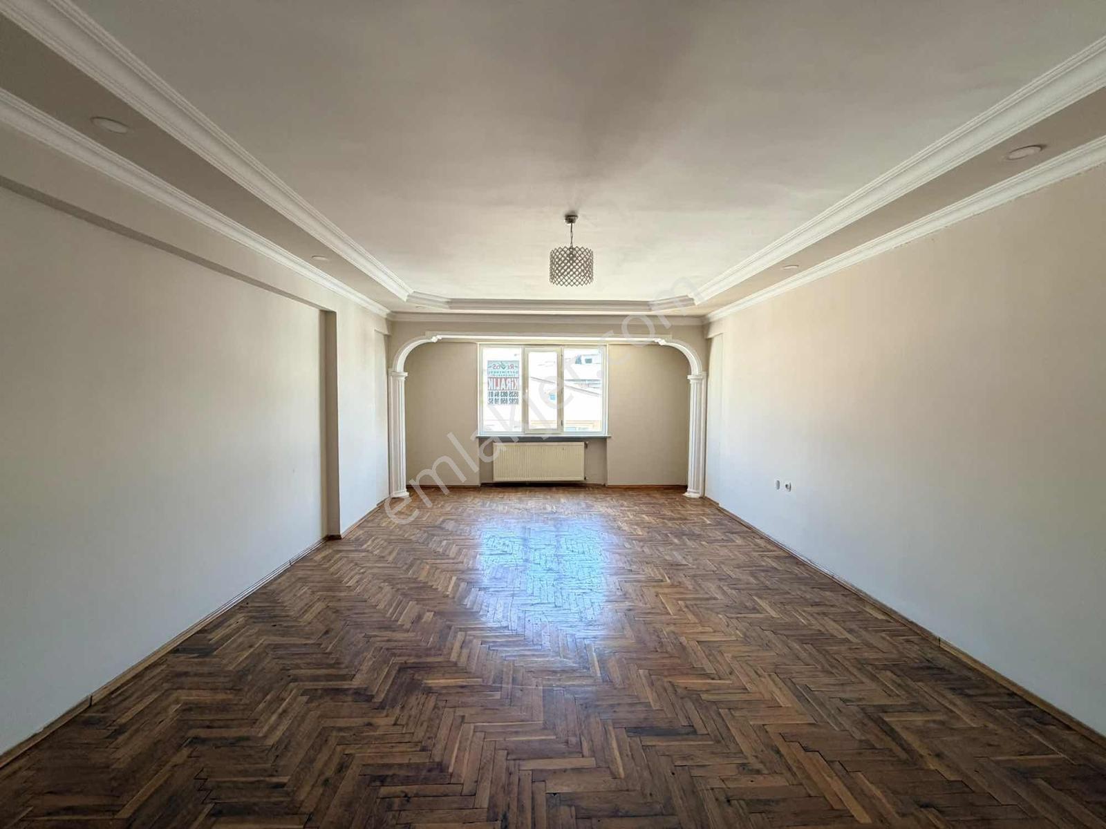 Muhittin Mahallesinde Ara Katta Kiralık 3+1 Daire - Görsel 19