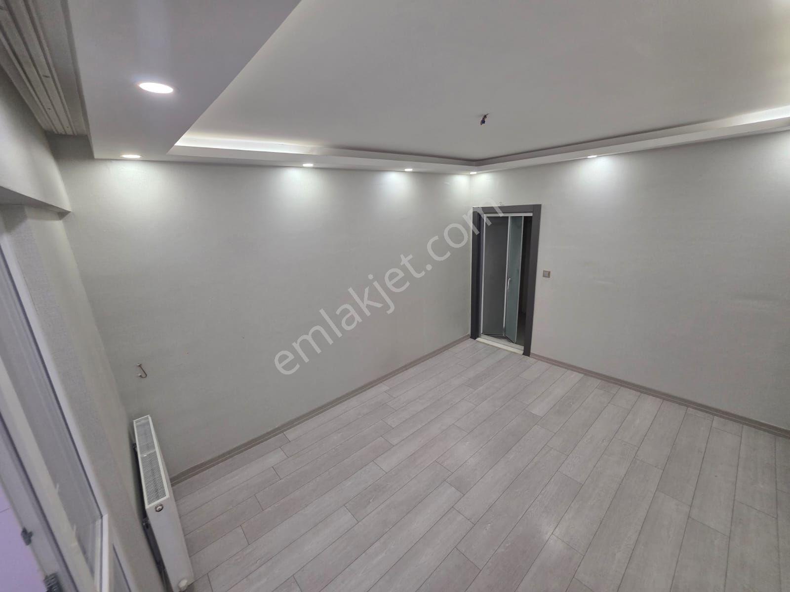 Çambaşı Caddesinde 3+1 Full Yapılı Satılık Daire | Masrafsız Ve Merkezi Konumda - Görsel 12
