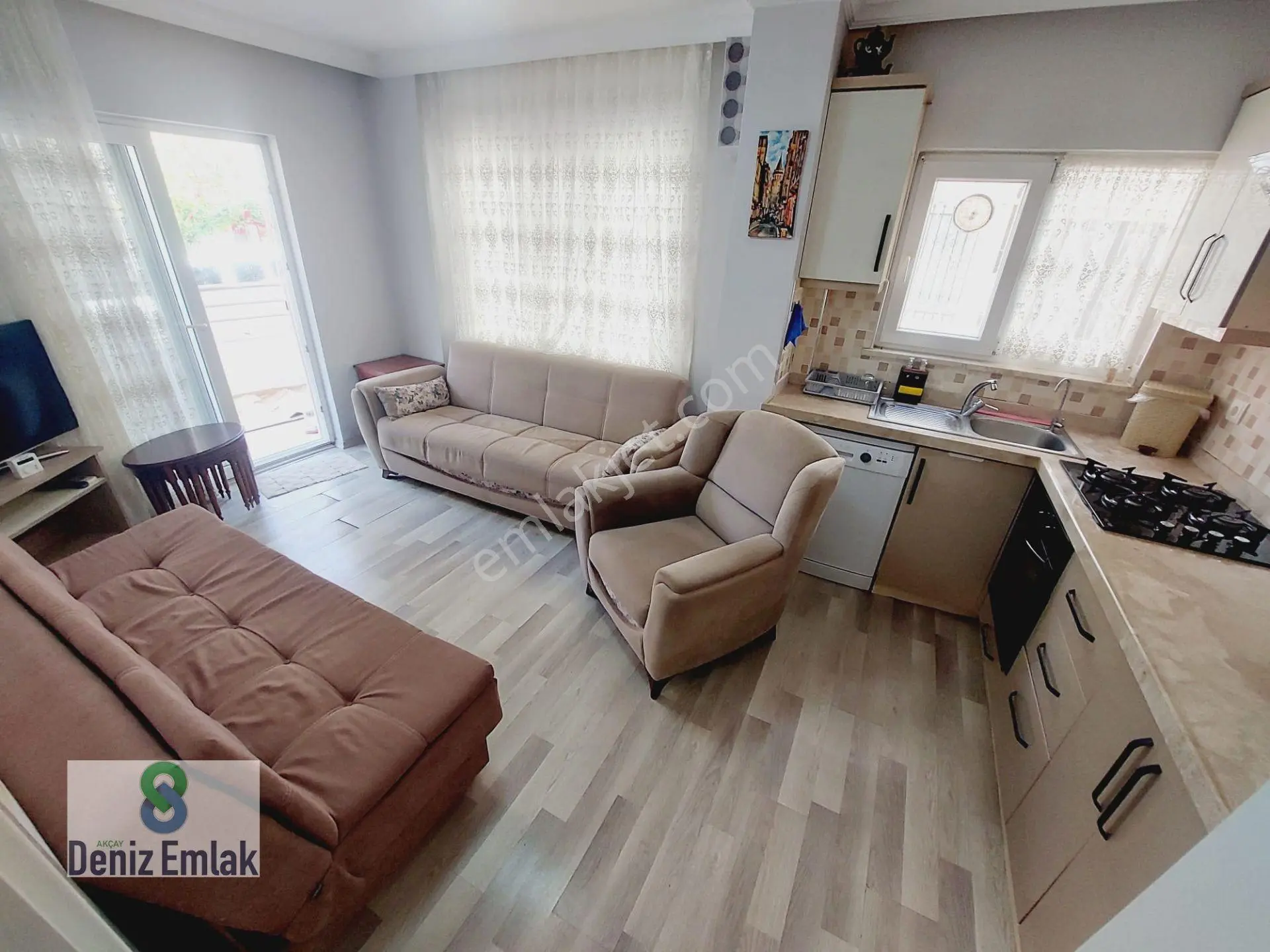 Deniz Den Akçay Altınkum'da Geniş Balkonlu Satılık 2+1 Daire - Görsel 8