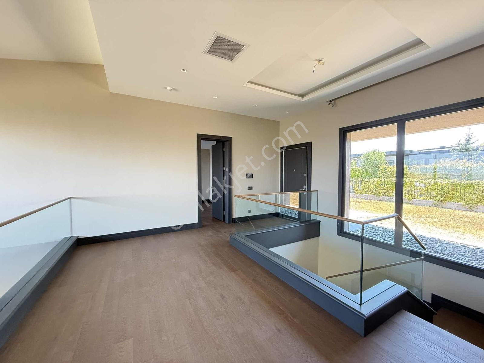 Mesa Yeşilyaka Su Deniz Model Satılık 5+1 Villa - Görsel 28