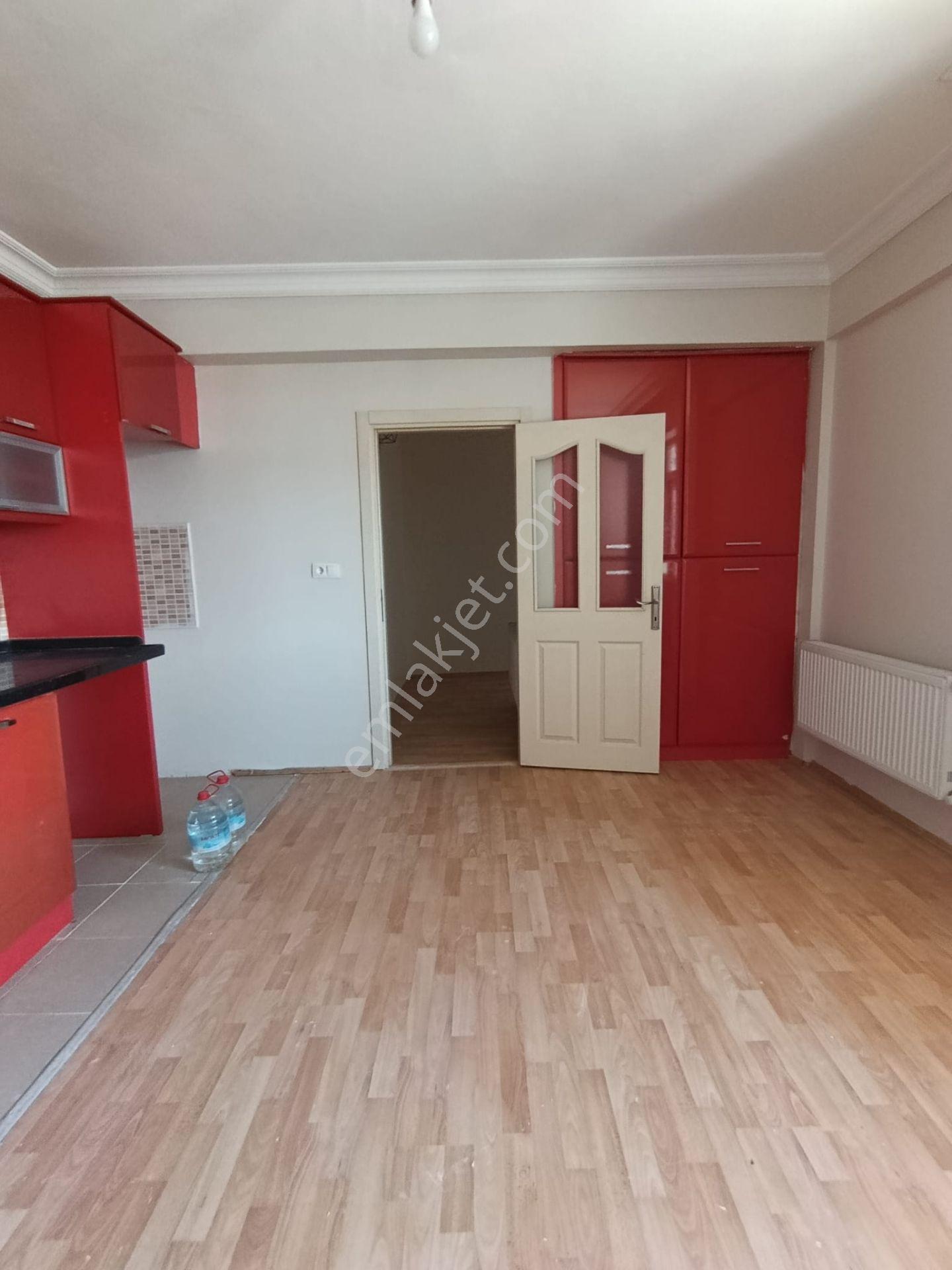Sütlüce De Cadde Üstünde 2+1 Kiralık Daire - Görsel 10