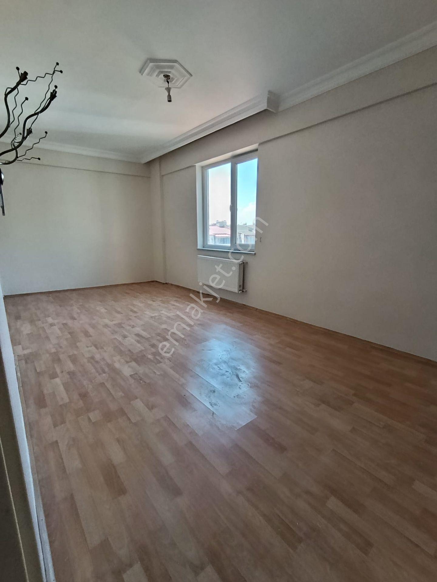 Sütlüce De Cadde Üstünde 2+1 Kiralık Daire - Görsel 6