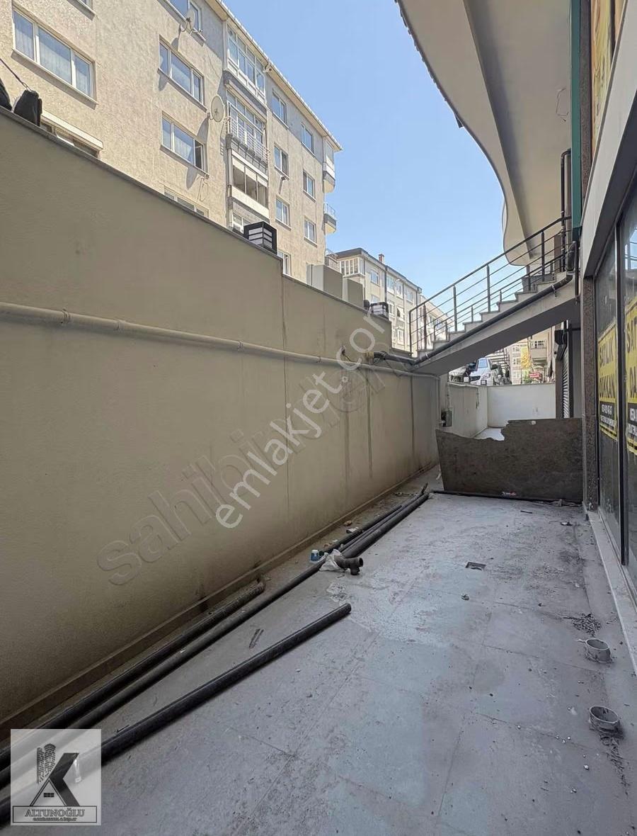 Merkezin En Değerli İş Hanı Cadde Üzerinde Sıfır Depolu Dükkan - Görsel 23
