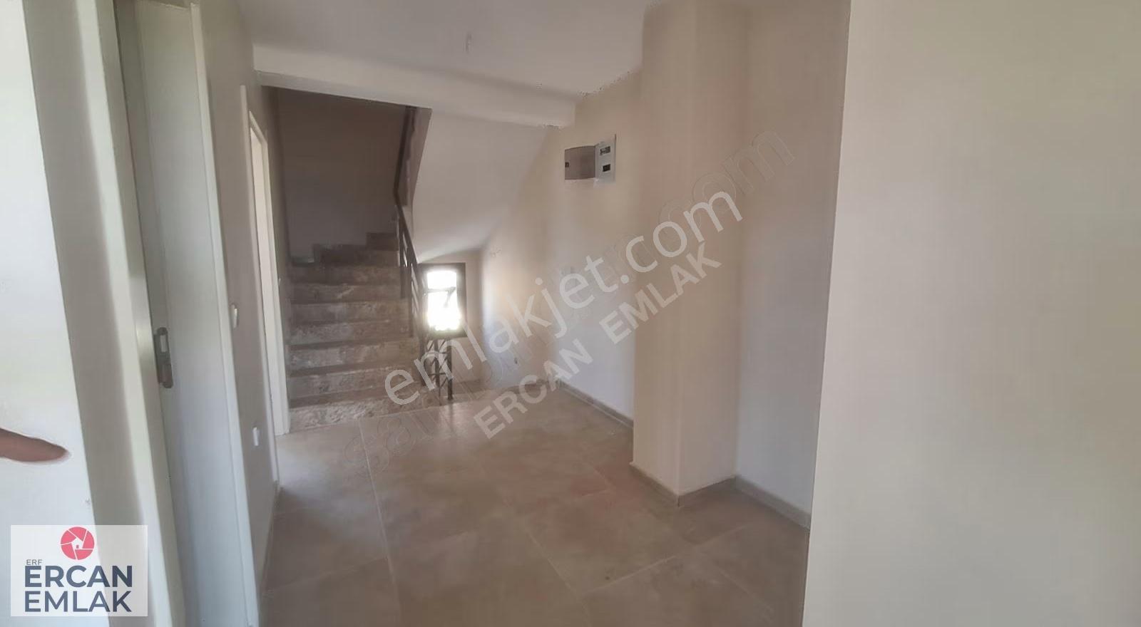 Özderede Sıfır 5+1 Ful Deniz Manzaralı Villa - Görsel 17