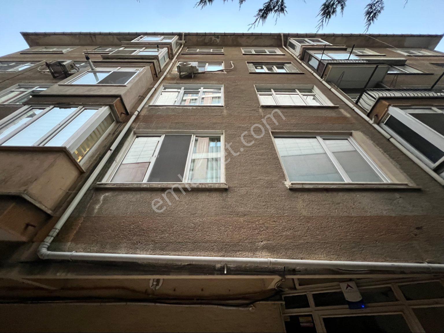 Kadıköy Feneryolu Kuyubaşı Mahallesi'nde 3+1 Kiralık Daire - Görsel 20