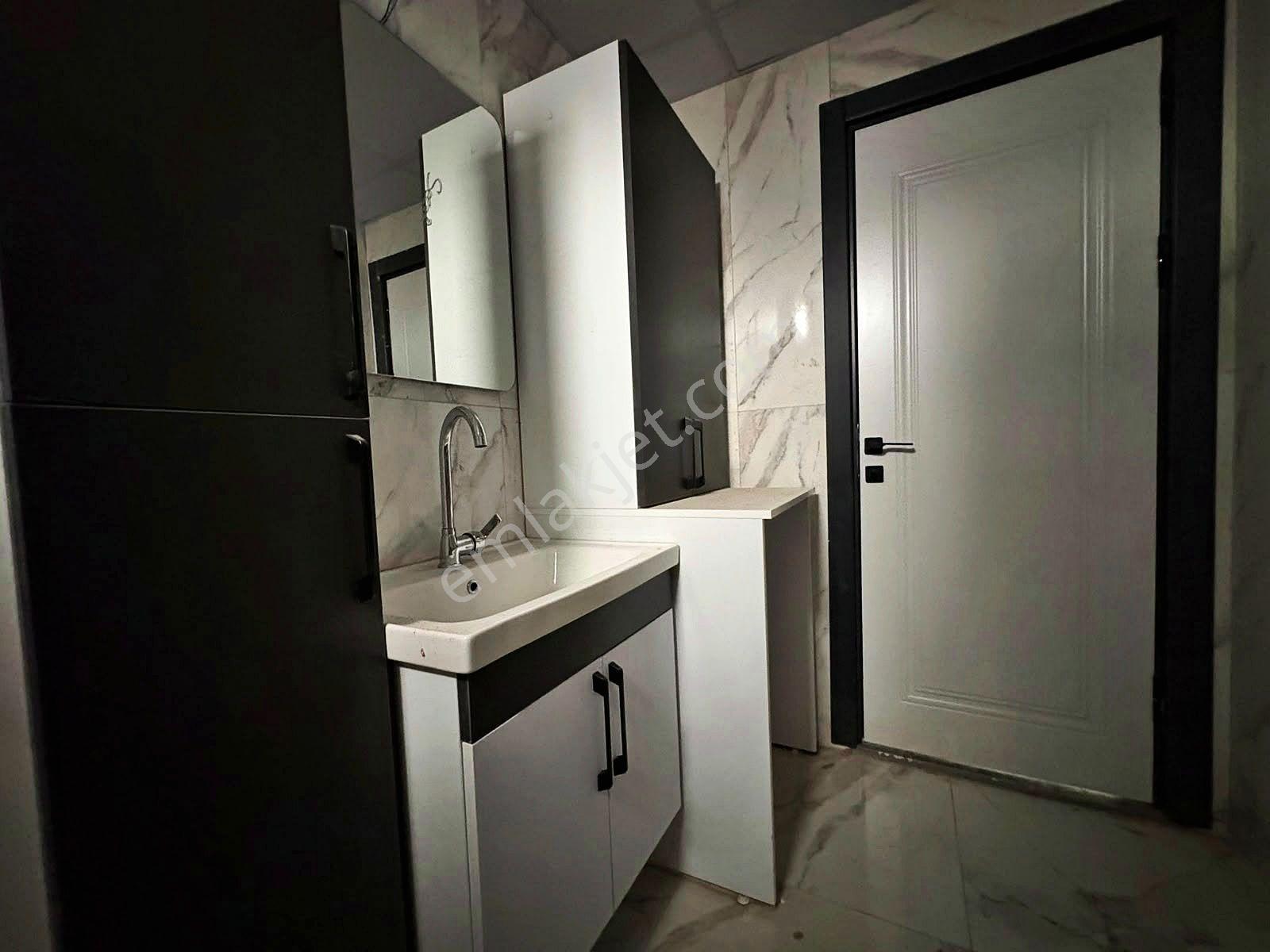 Aktif'ten Kadıköy'de Satılık Yerden Isıtmalı Harika Fırsat 1+1 Daire - Görsel 21