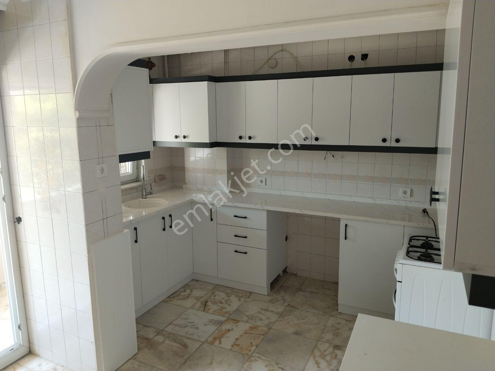Şirinyer Efeler Mah.| 4+1 | 200 M² Kiralk Geniş Ve Ferah Daire