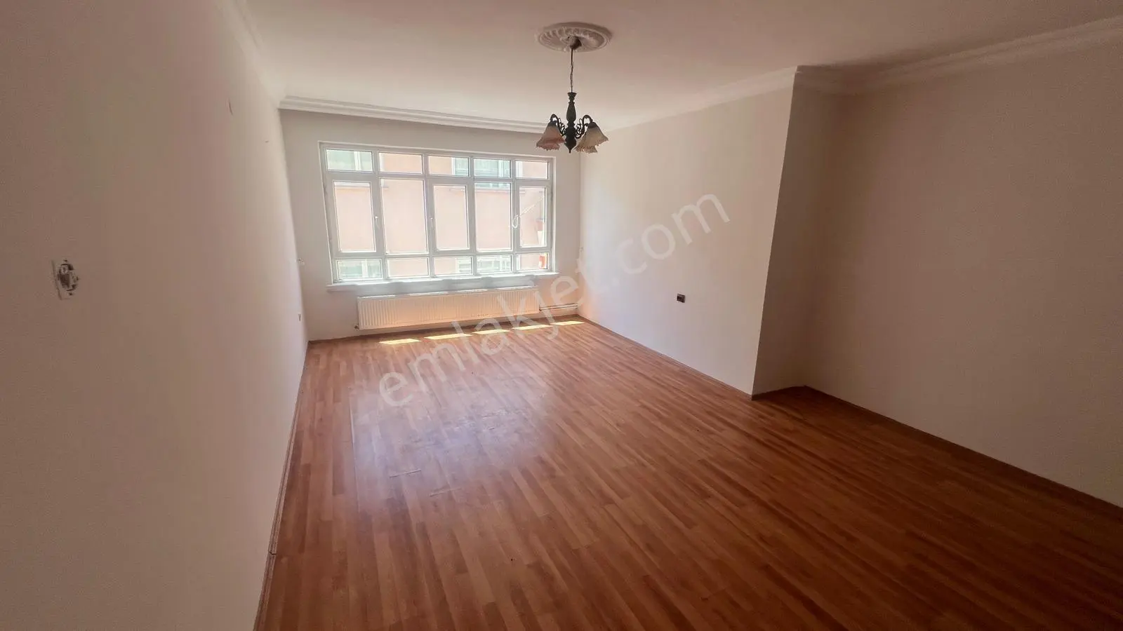 Keçiören Tepebaşı Mah. Cadde Üzeri Yapılı Katta 3+1 Kiralık - Görsel 4