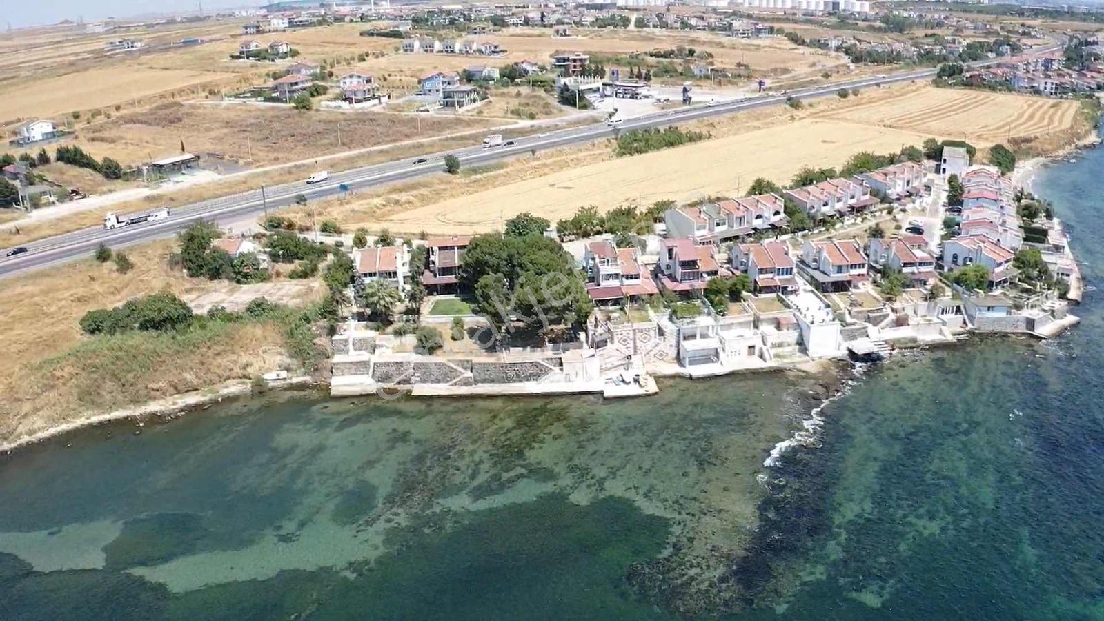 Marmaraereğlisi Merkezinde Kiralık Yalı Havuzlu Site İçerisinde - Görsel 39