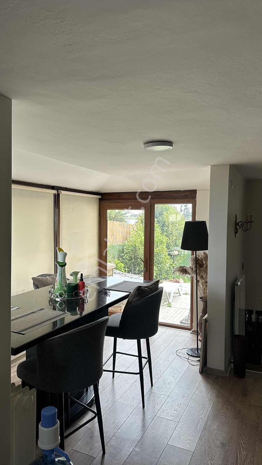Marmaraereğlisi Merkezinde Kiralık Yalı Havuzlu Site İçerisinde - Görsel 25