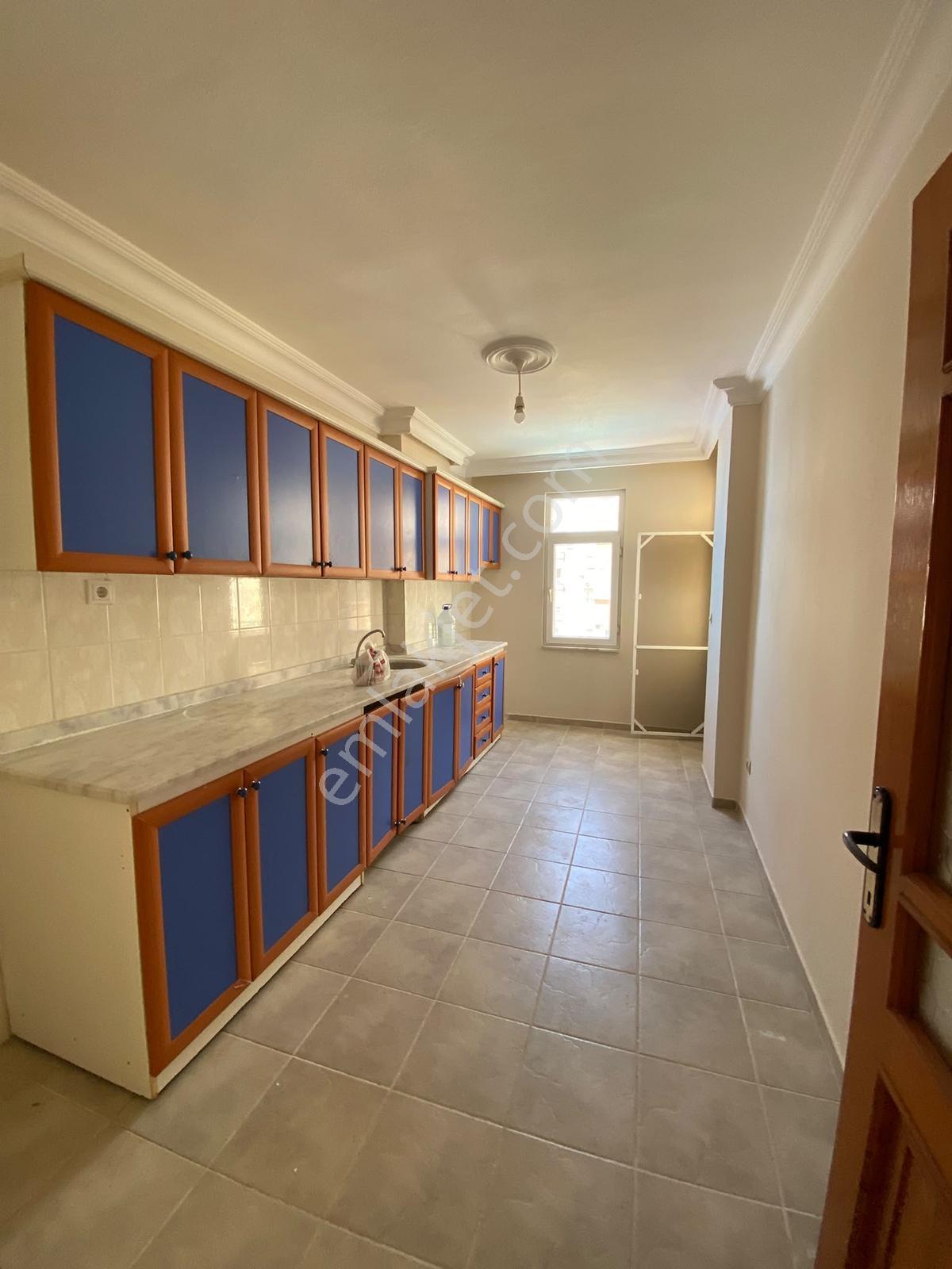 Tosmur Mahallesi 2+1 Ayrı Mutfak Denize 50 Metre Kiralık Daire - Görsel 13