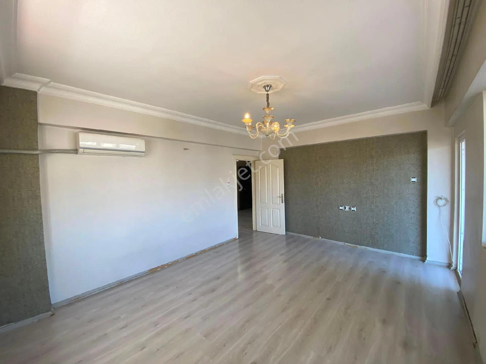 Yavuz Emlak Tan Kiralık Daire Arakat Karaköprü Şenevler Mah - Görsel 5
