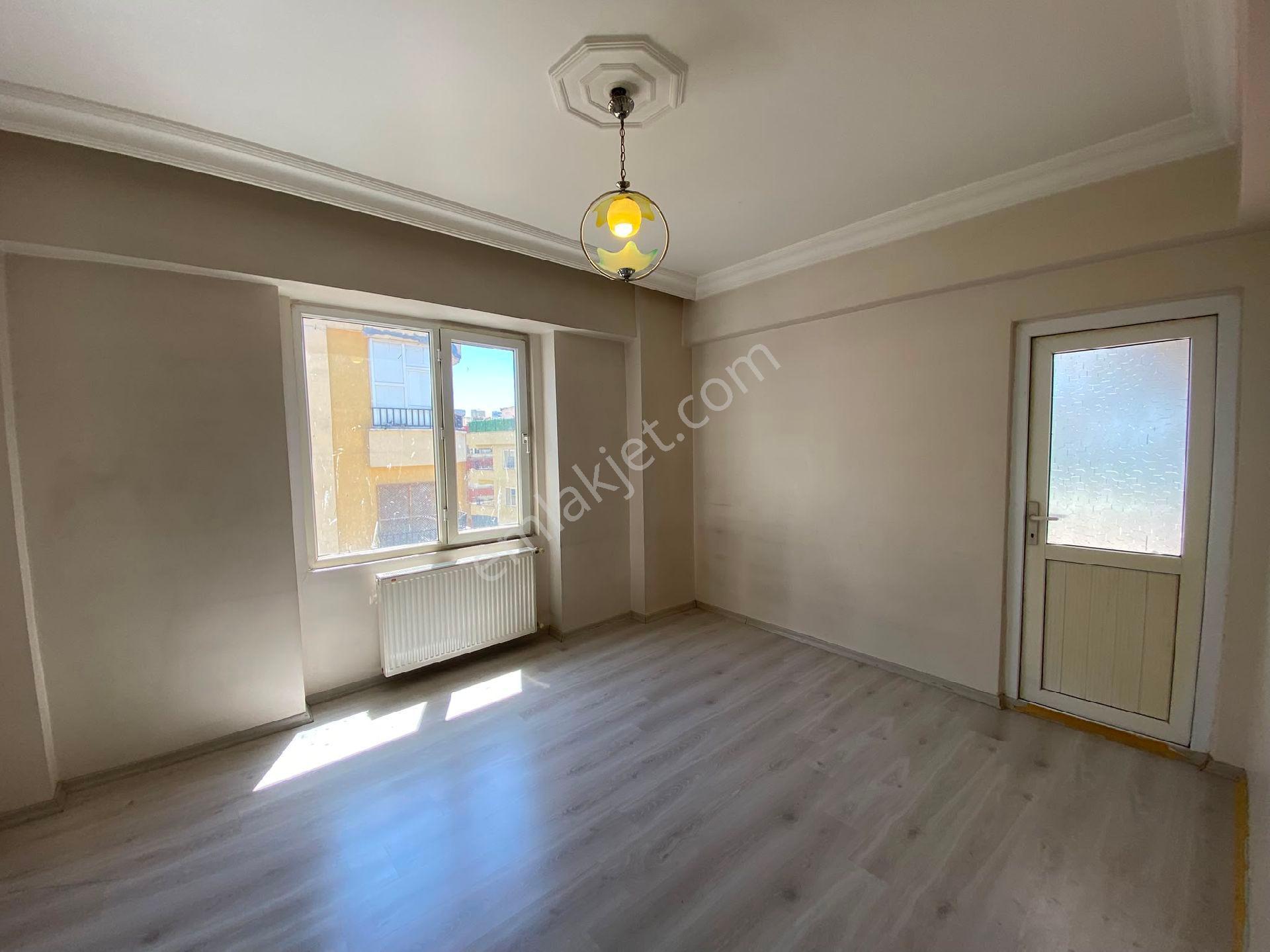 Yavuz Emlak Tan Kiralık Daire Arakat Karaköprü Şenevler Mah - Görsel 3