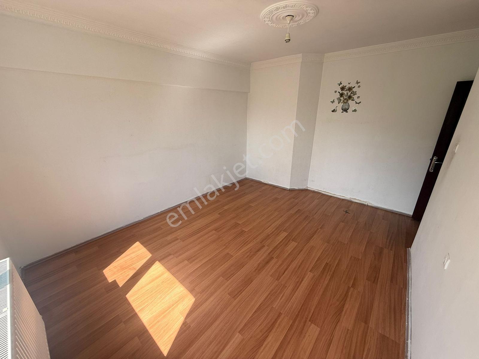 Mammak Bostancık Mah Çatak Cadde Üzerinde 3+1 Kulanışlı Daire - Görsel 14