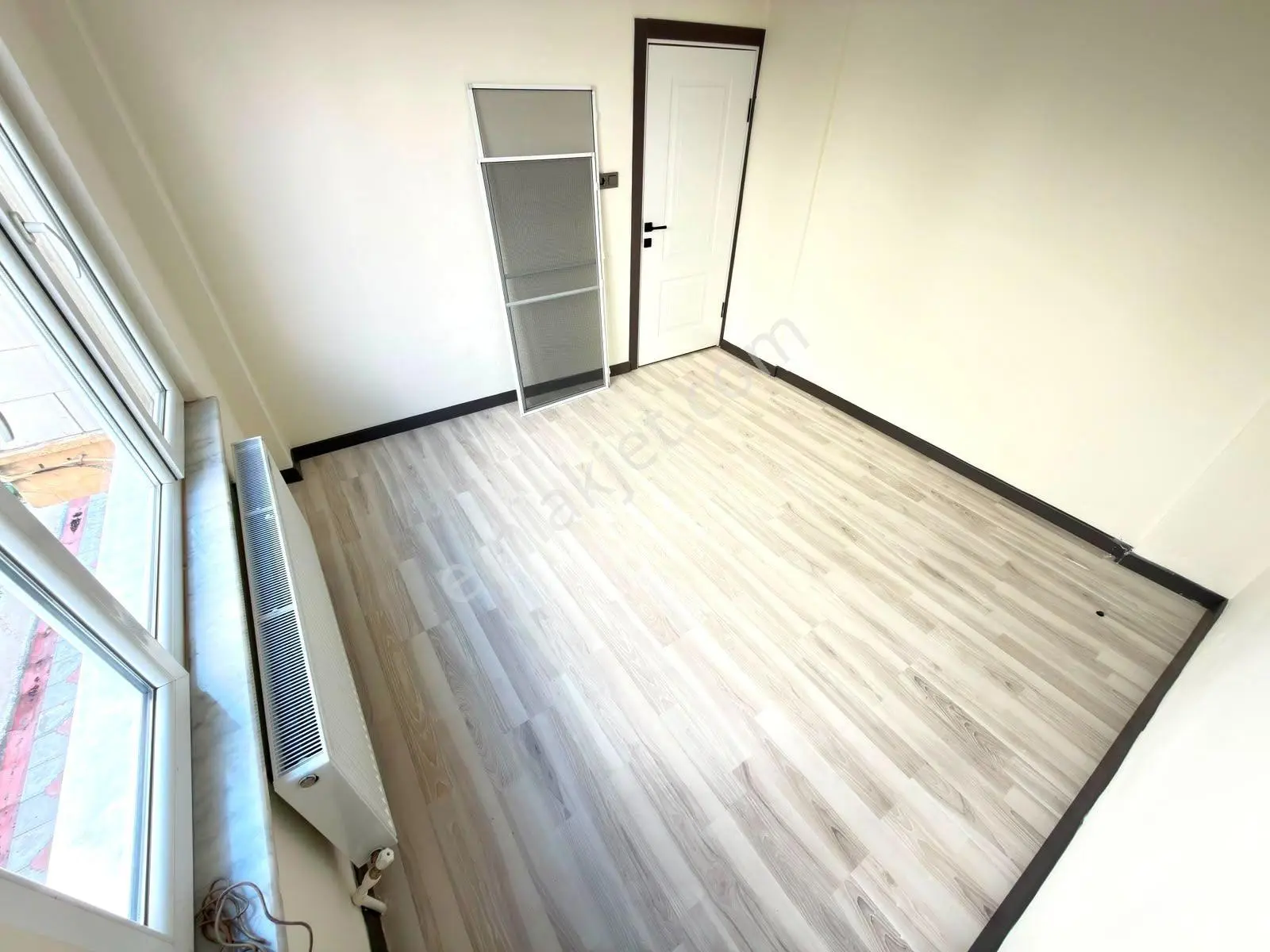 Referans'tan Akçay'da Denize 200 Mt Ara Kat Ön Cephe 2+1 Daire - Görsel 25