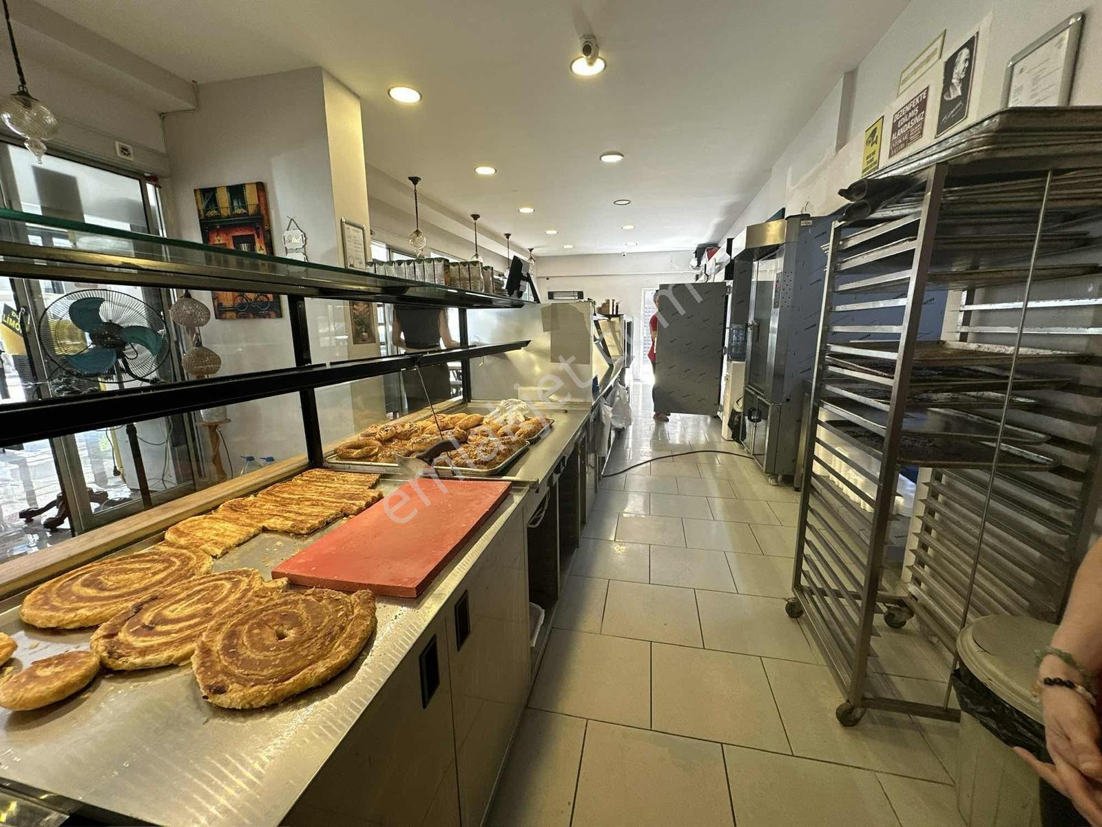 Hürriyet De Hazır Kurulu Düzeni Olan Devren Satılık Cafe,pastane - Görsel 16