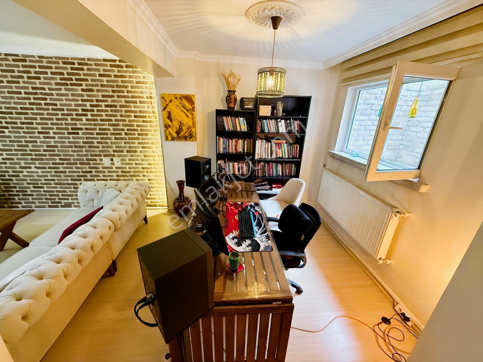 Site İçerisinde Geniş Bahçeli Önü Açık Yapılı 3+2 Villa Tadında - Görsel 27