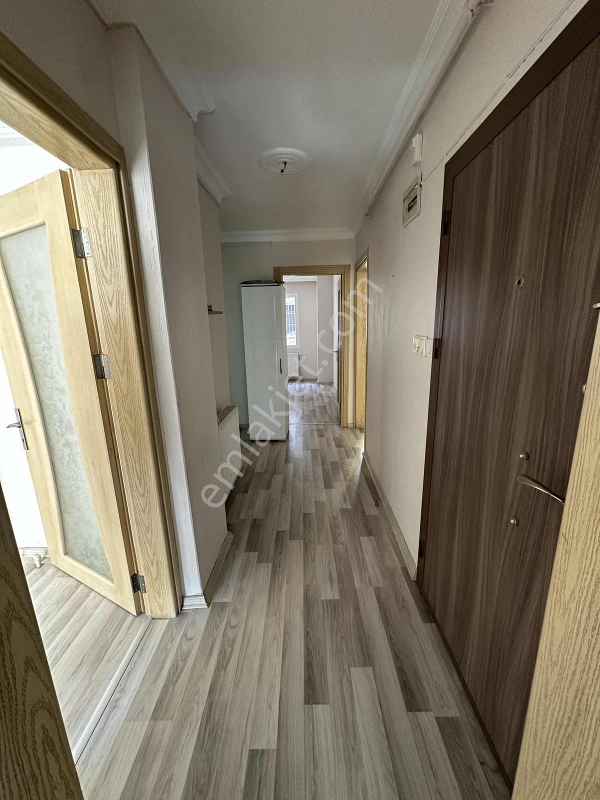 Bulut Emlak'tan Kamuda Çalışan Aileye Kiralık 3+1 Daire - Görsel 10