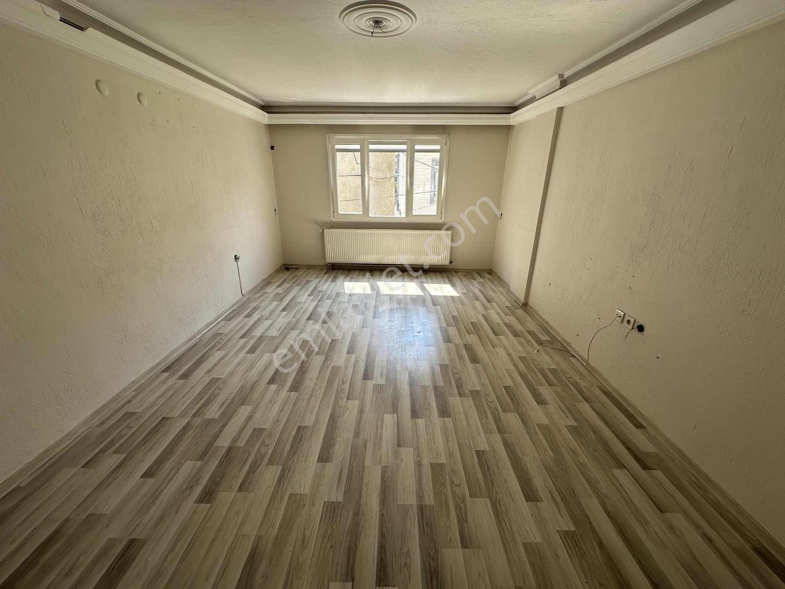 Bulut Emlak'tan Kamuda Çalışan Aileye Kiralık 3+1 Daire - Görsel 18