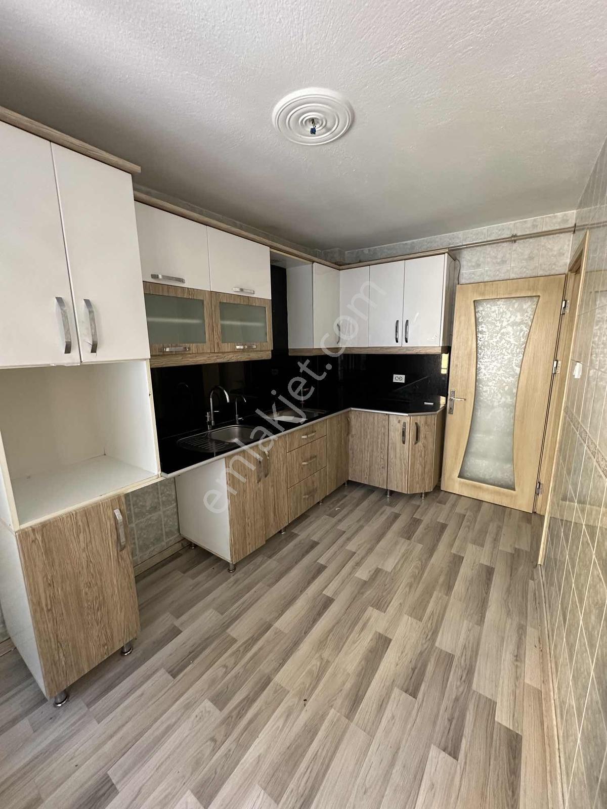 Bulut Emlak'tan Kamuda Çalışan Aileye Kiralık 3+1 Daire - Görsel 16
