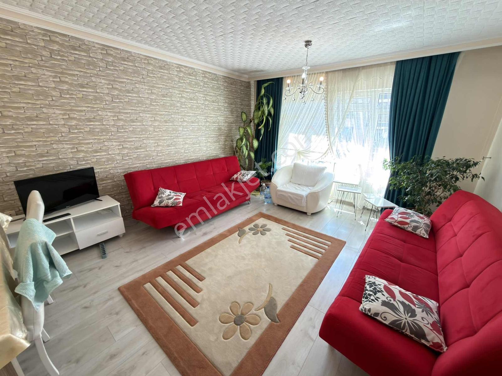 Oğulbey'den Etlik Şehir Has. Karşısıda 3+1 Ful Eşyalı Orta Kat